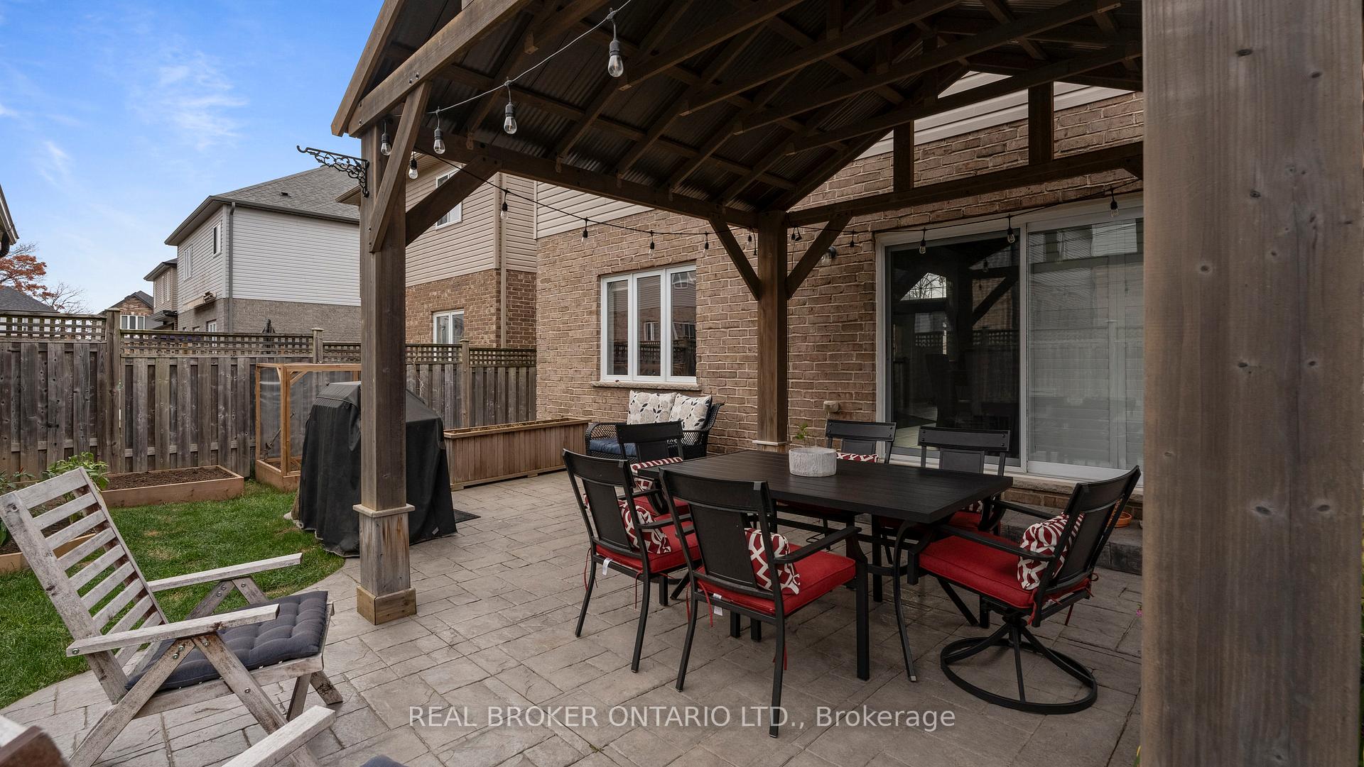 Photo 27 of 211 Maple Bush Drive, Cambridge, Little's Corners — HOMEH
