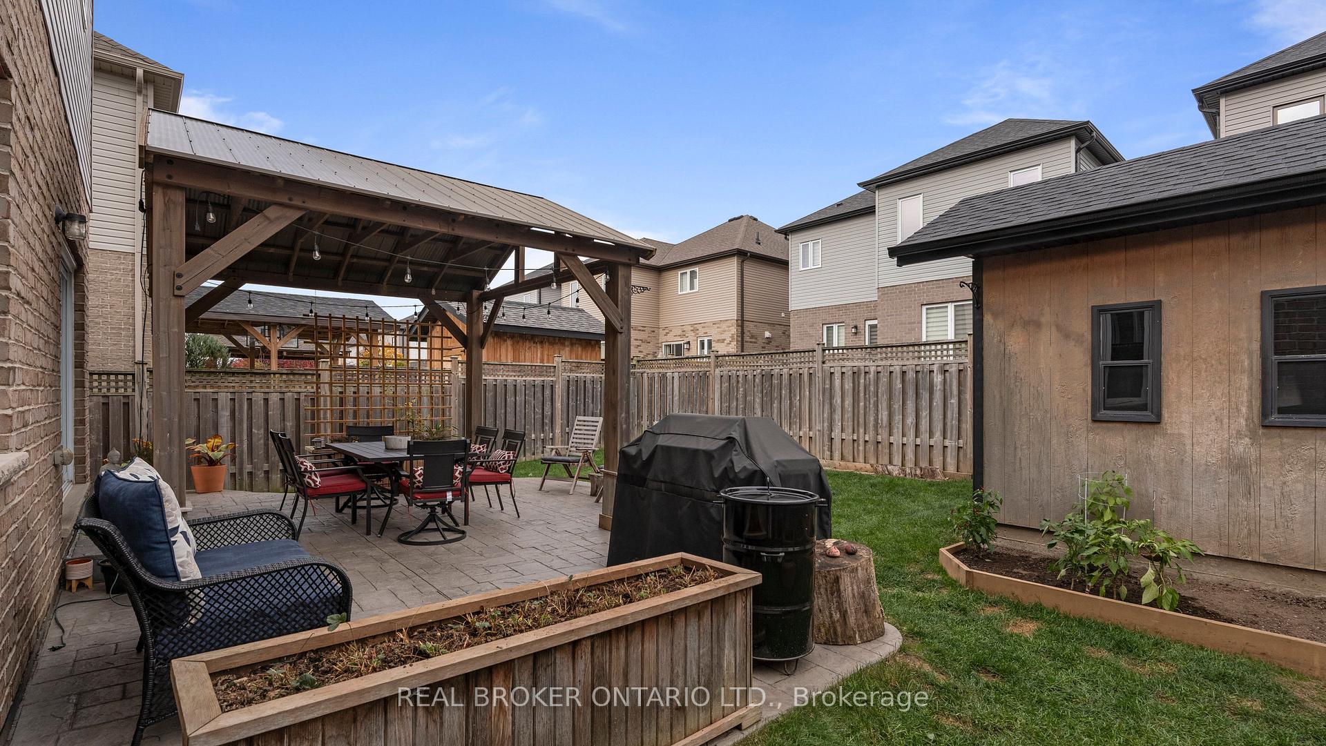 Photo 31 of 211 Maple Bush Drive, Cambridge, Little's Corners — HOMEH
