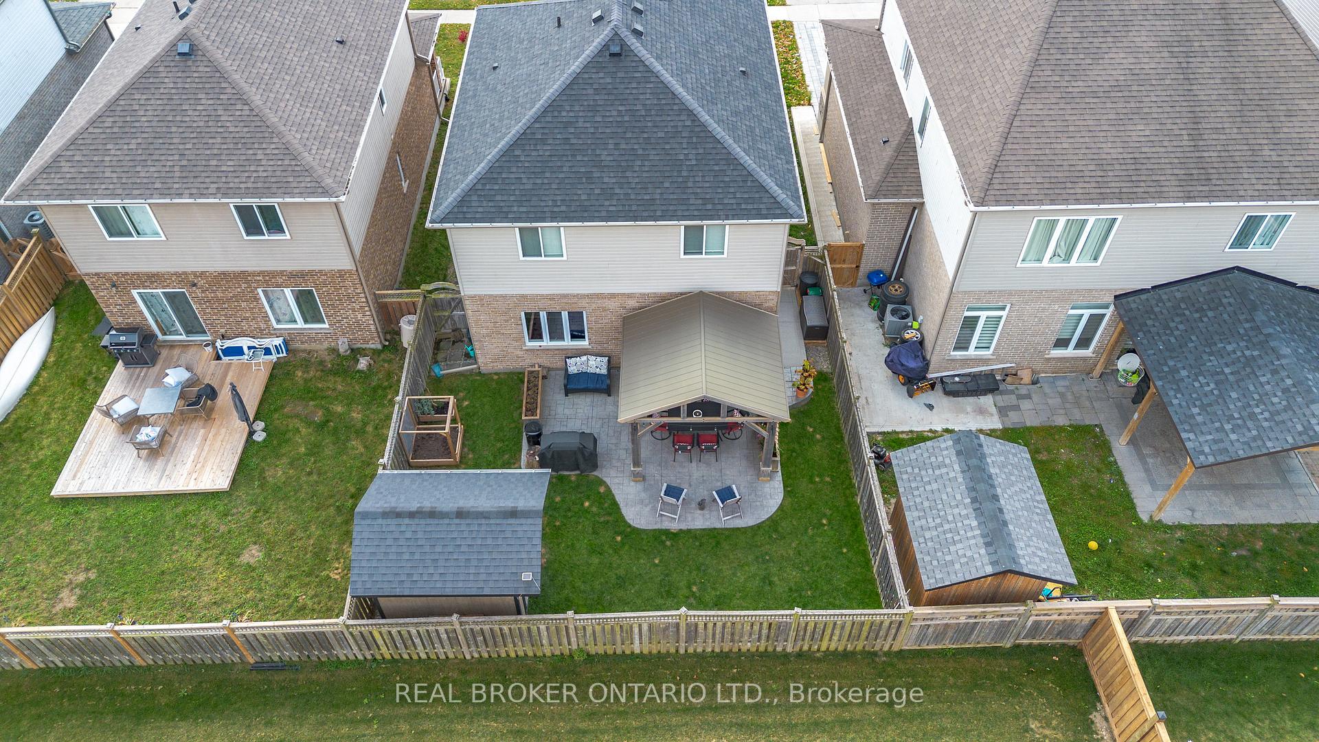 Photo 32 of 211 Maple Bush Drive, Cambridge, Little's Corners — HOMEH
