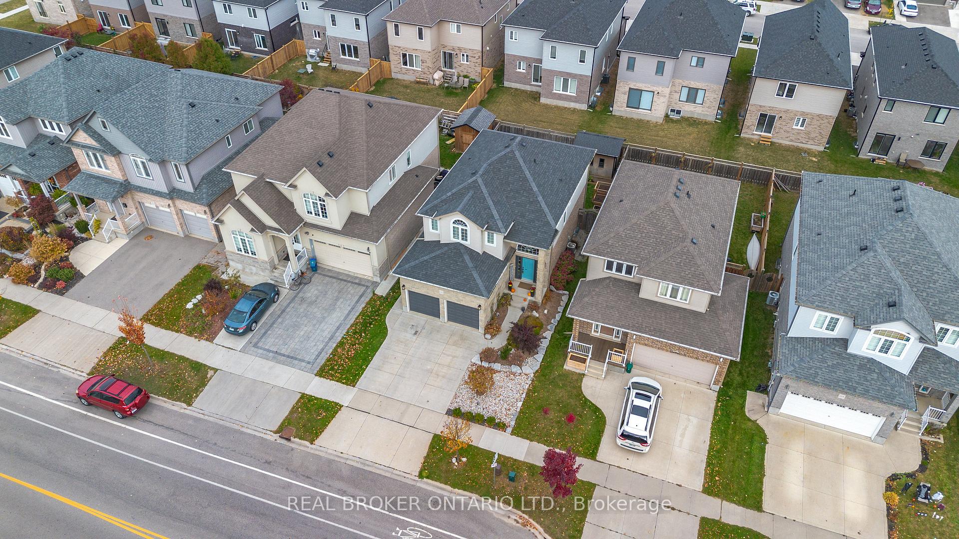 Photo 37 of 211 Maple Bush Drive, Cambridge, Little's Corners — HOMEH