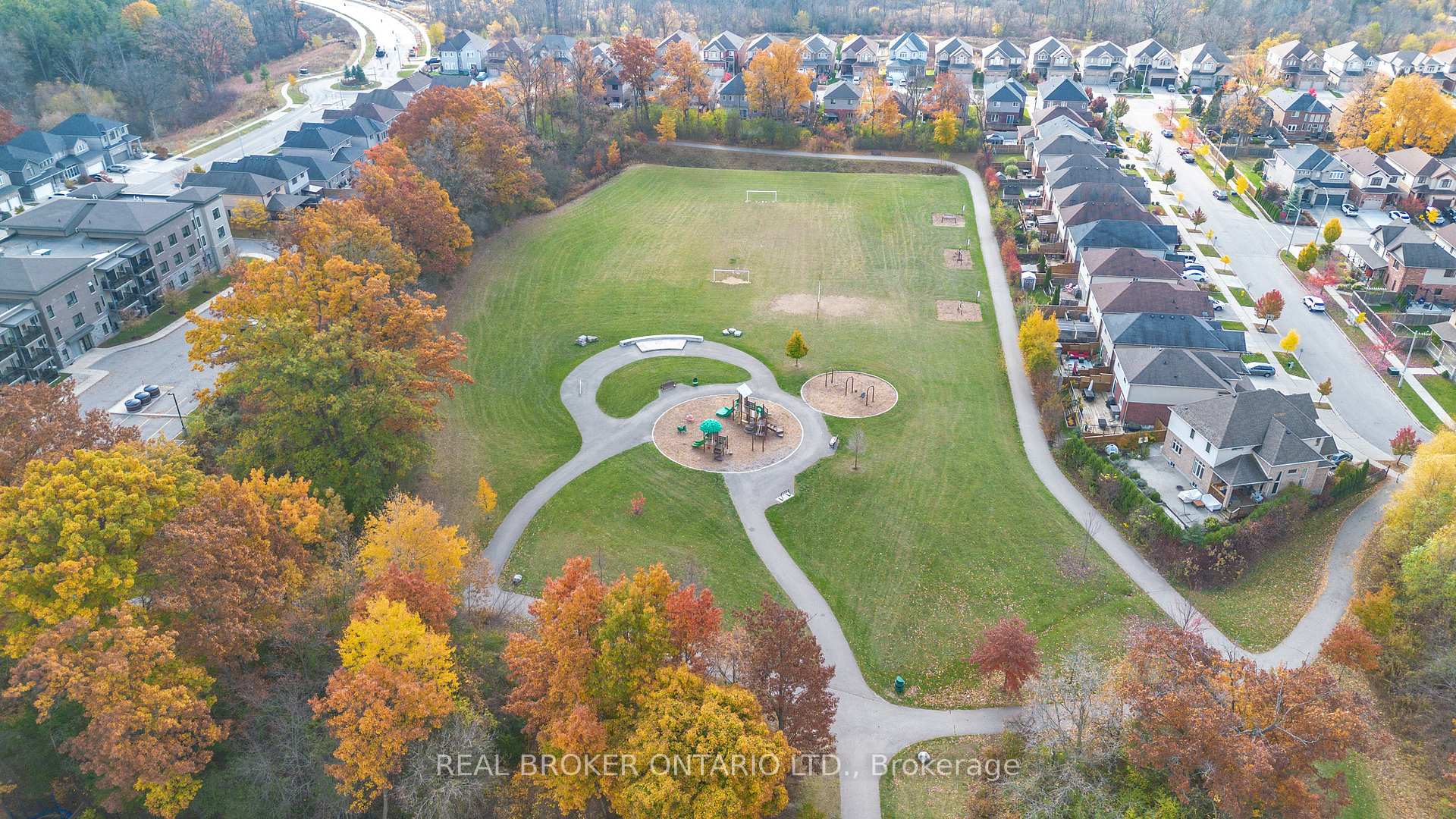 Photo 38 of 211 Maple Bush Drive, Cambridge, Little's Corners — HOMEH