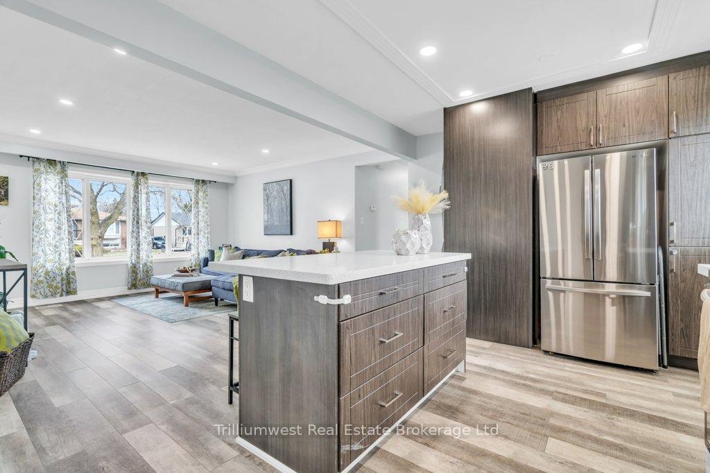 Photo 9 of 29 Golfview Road, Guelph, Victoria North — HOMEH