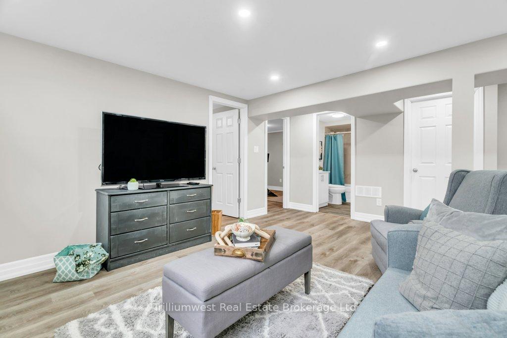 Photo 27 of 29 Golfview Road, Guelph, Victoria North — HOMEH