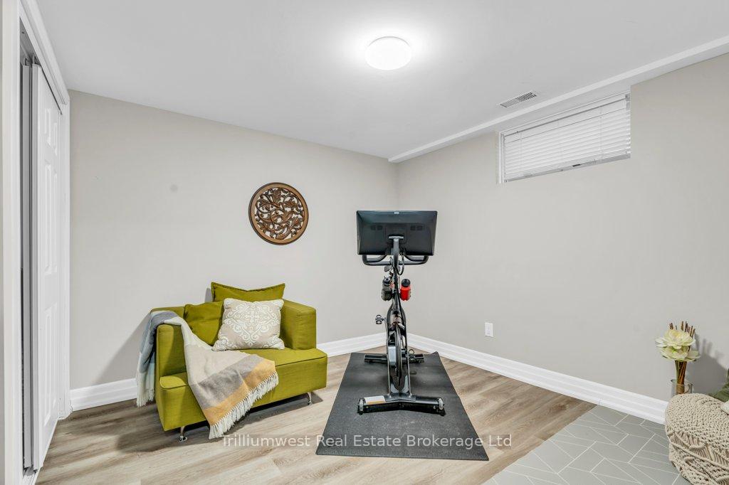 Photo 30 of 29 Golfview Road, Guelph, Victoria North — HOMEH