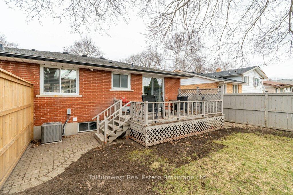 Photo 39 of 29 Golfview Road, Guelph, Victoria North — HOMEH