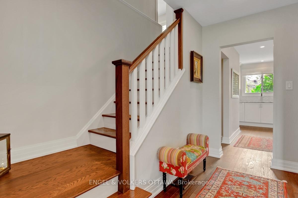 Photo 4 of 488 Denbury Avenue, Ottawa, McKellar/Highland — HOMEH