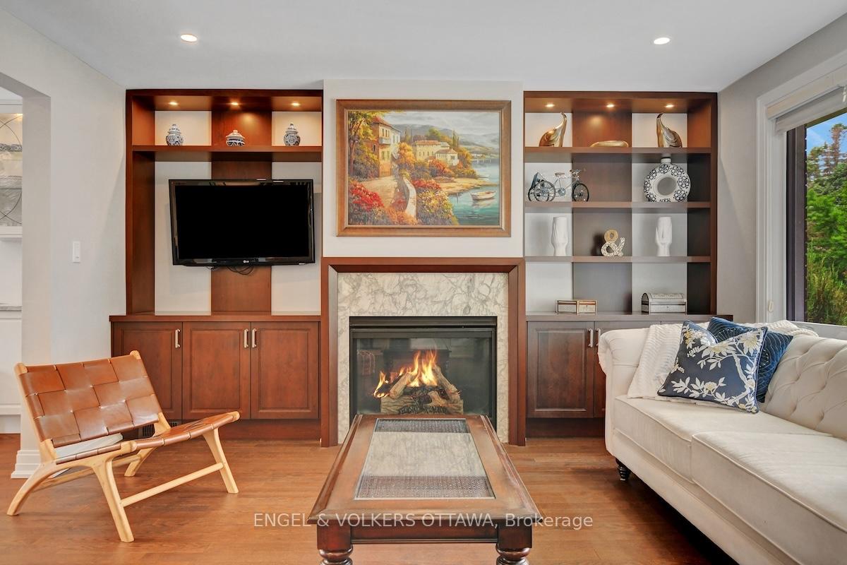 Photo 6 of 488 Denbury Avenue, Ottawa, McKellar/Highland — HOMEH
