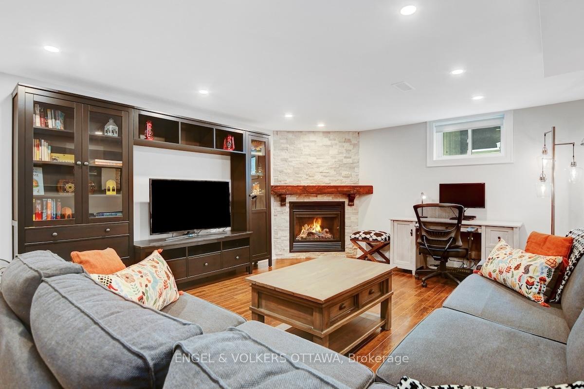 Photo 31 of 488 Denbury Avenue, Ottawa, McKellar/Highland — HOMEH