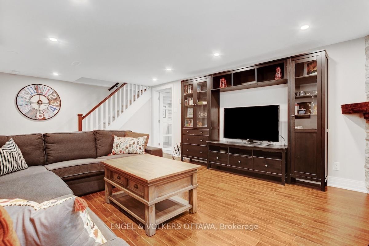 Photo 32 of 488 Denbury Avenue, Ottawa, McKellar/Highland — HOMEH