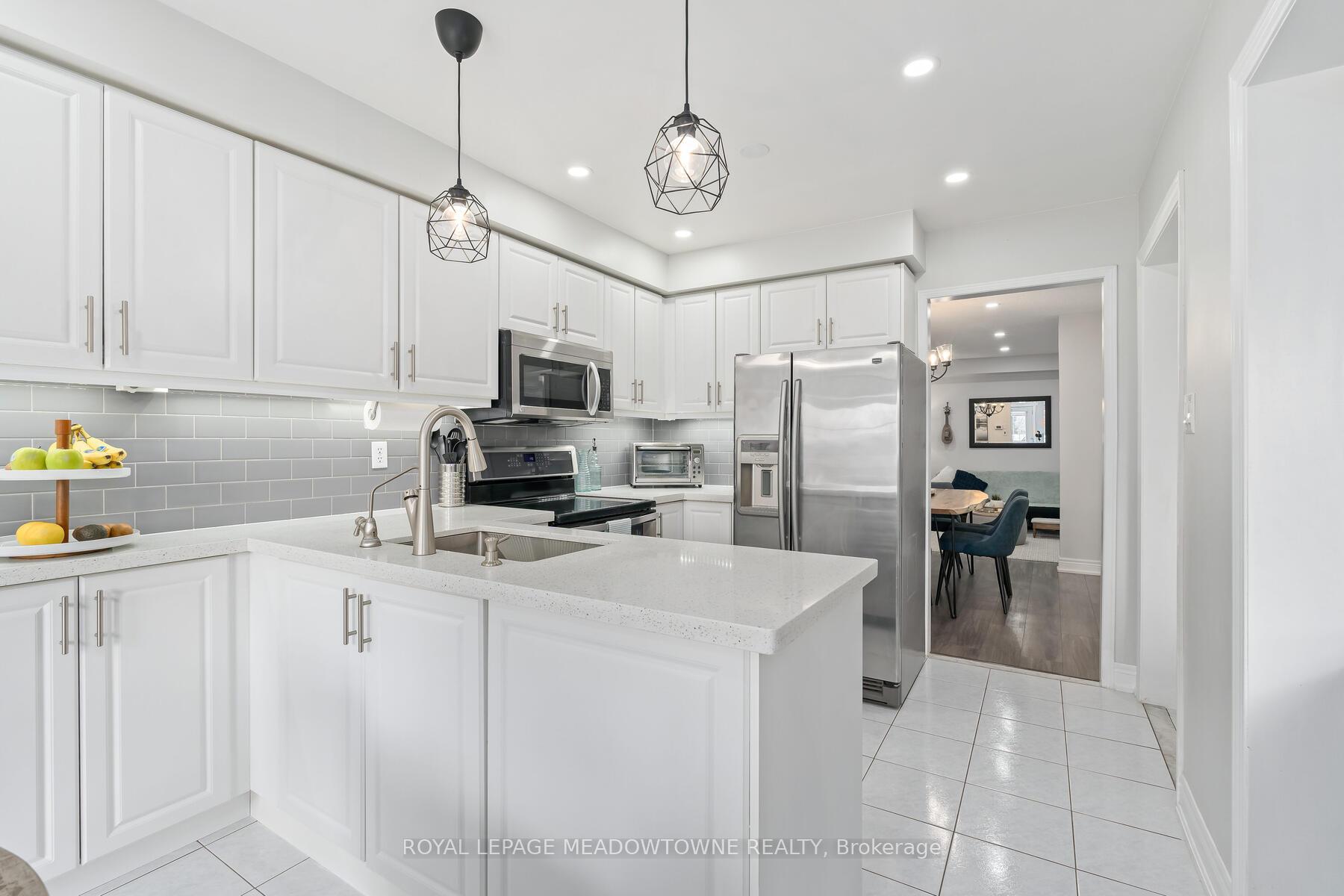 Photo 13 of 50 Smith Drive, Halton Hills, Georgetown — HOMEH