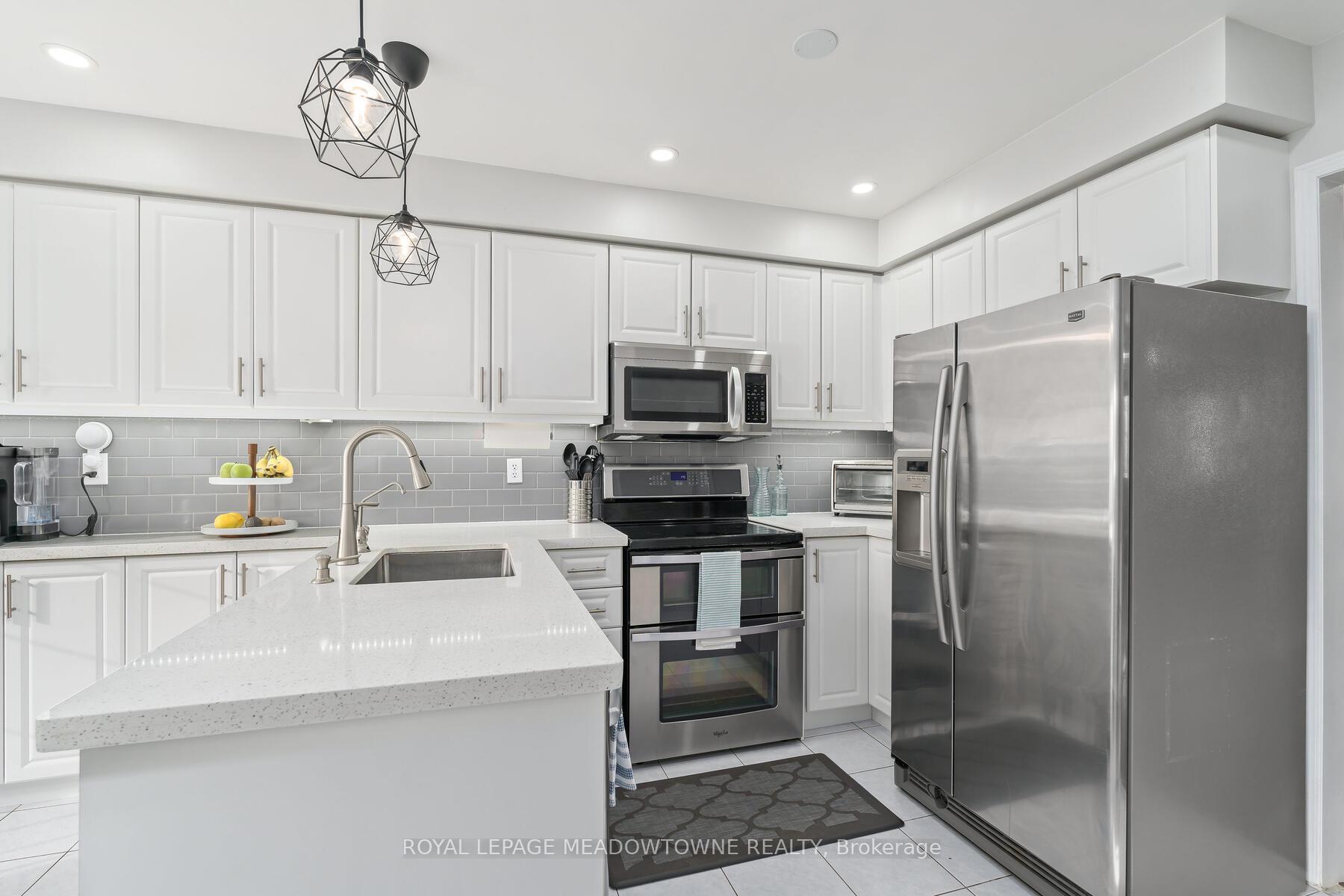 Photo 14 of 50 Smith Drive, Halton Hills, Georgetown — HOMEH