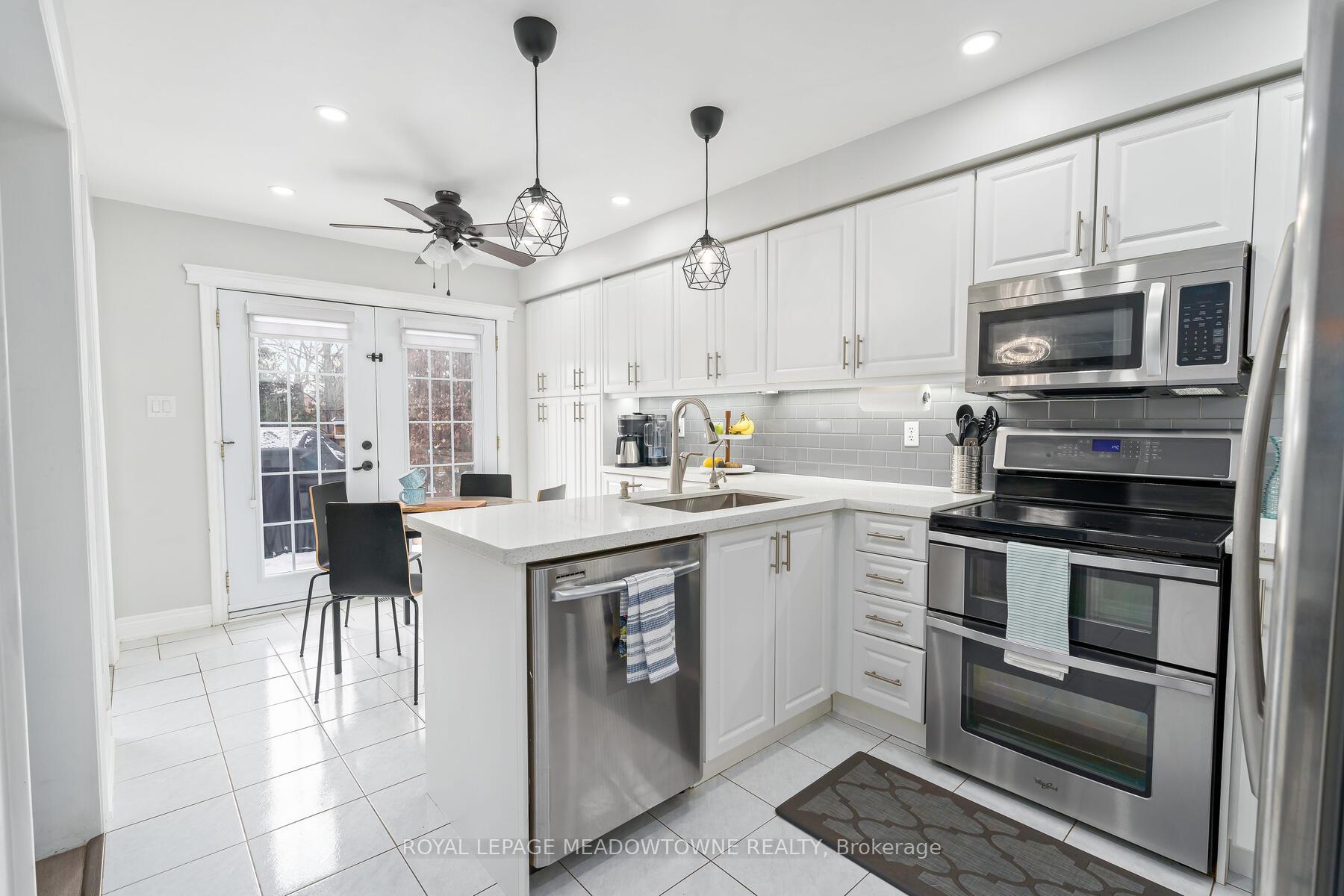 Photo 15 of 50 Smith Drive, Halton Hills, Georgetown — HOMEH