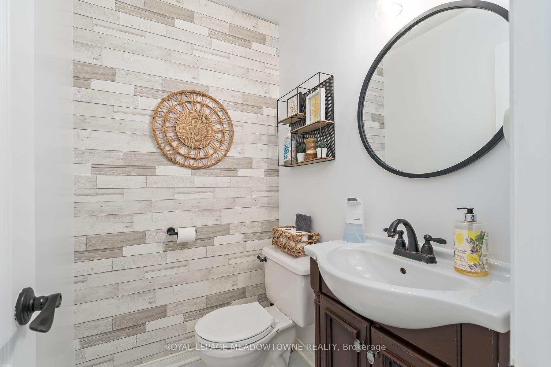 Photo 18 of 50 Smith Drive, Halton Hills, Georgetown — HOMEH