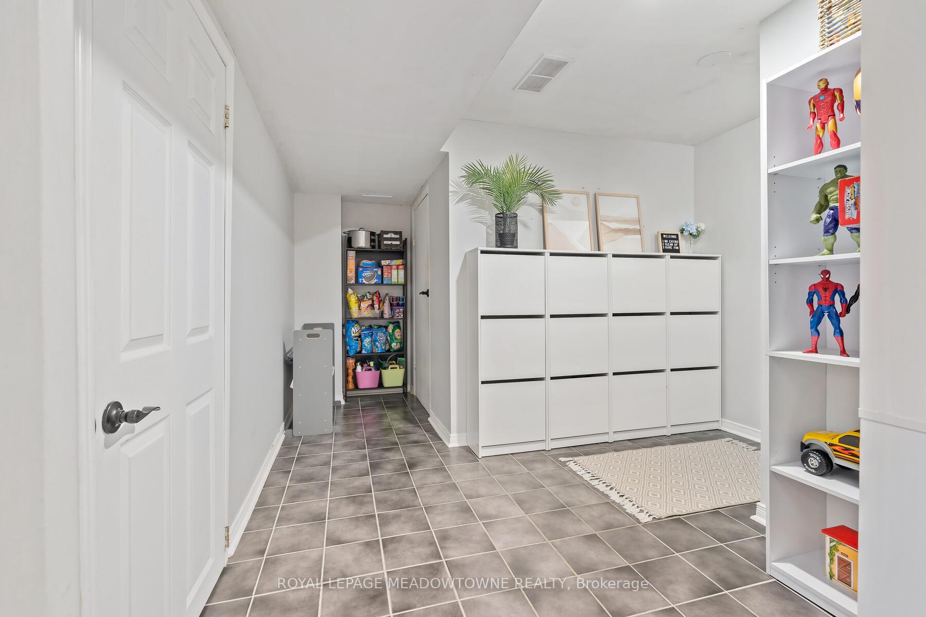 Photo 30 of 50 Smith Drive, Halton Hills, Georgetown — HOMEH