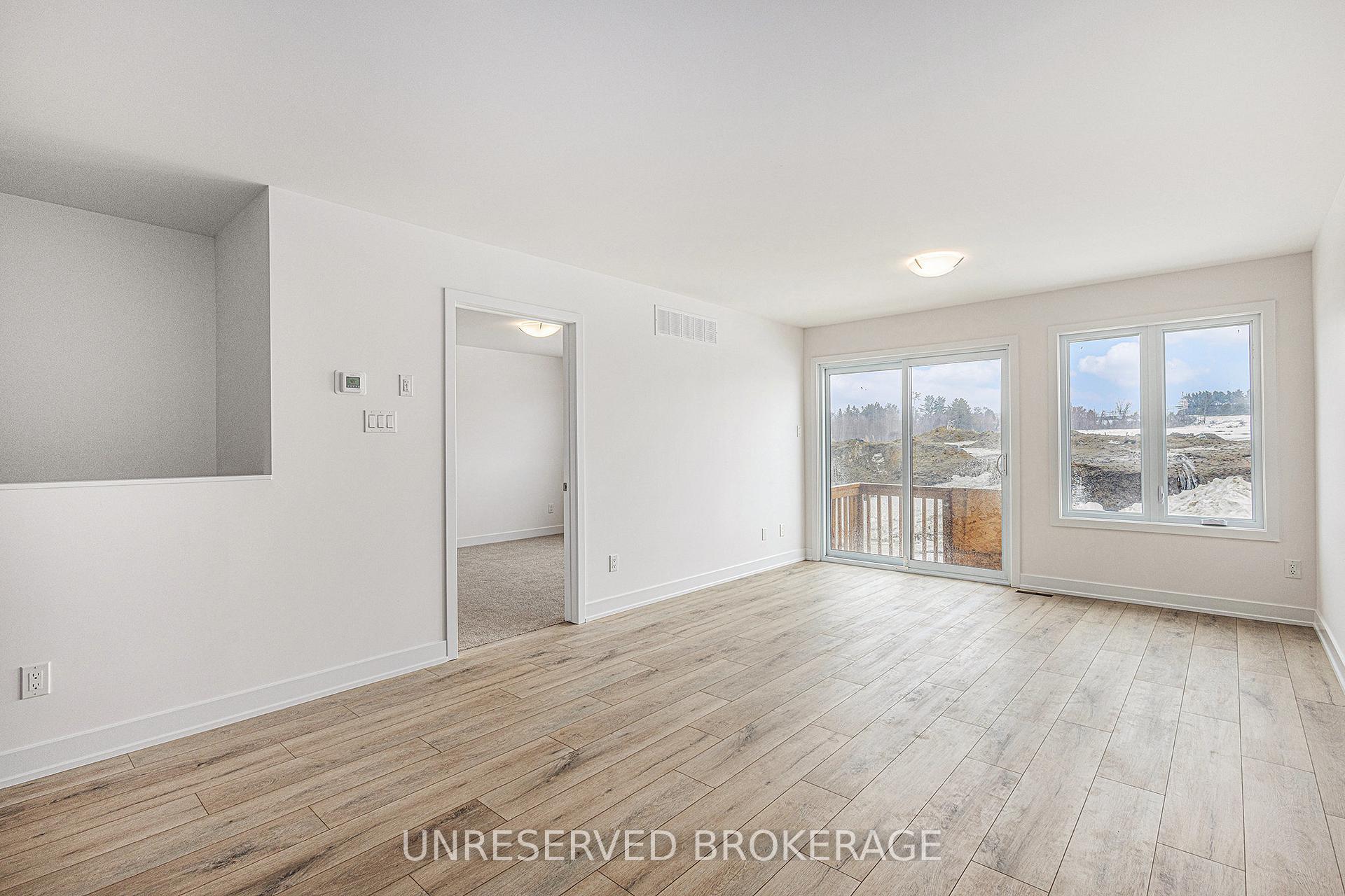 Photo 5 of 192 Seabert Drive, Arnprior — HOMEH