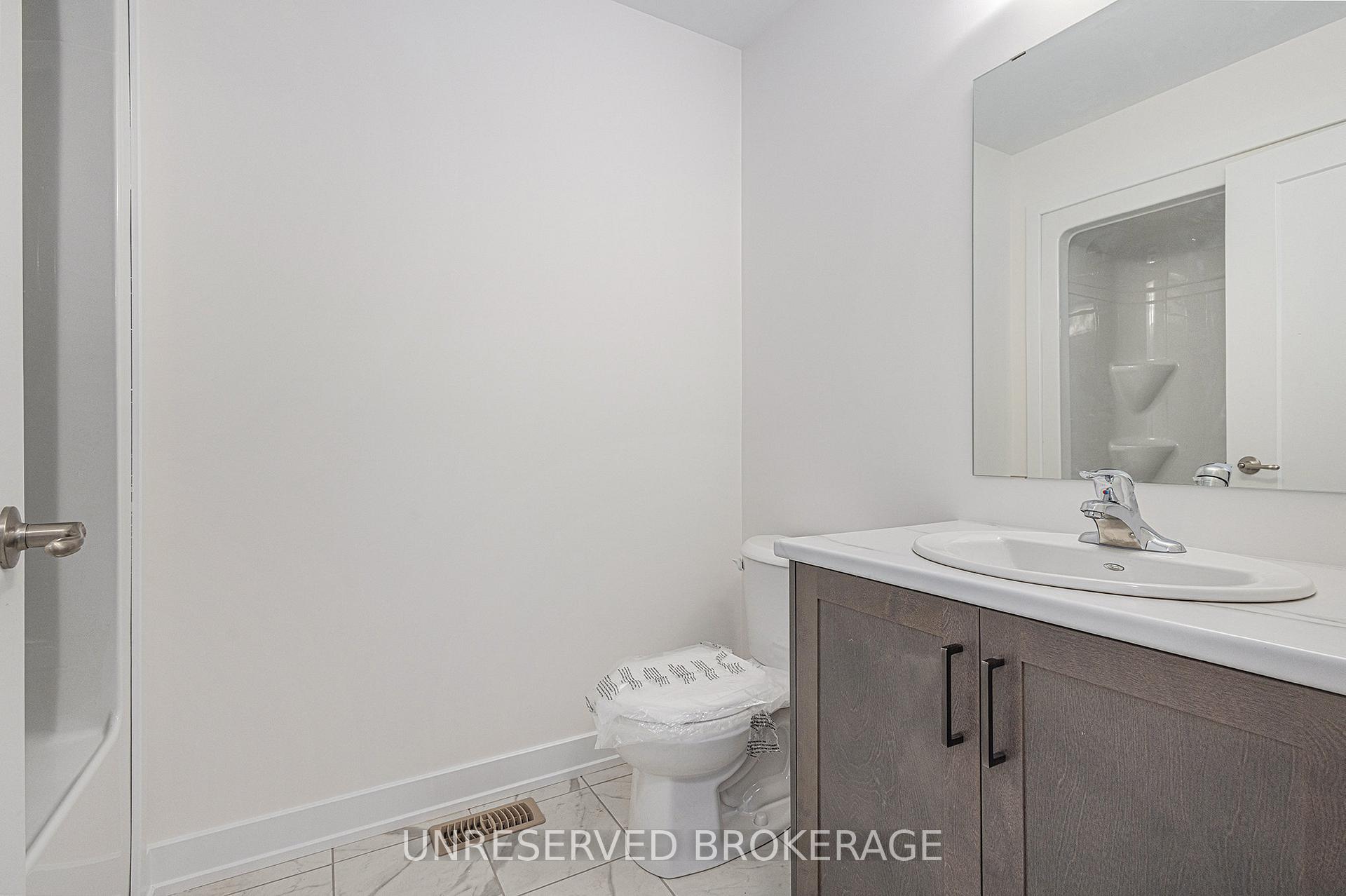 Photo 11 of 192 Seabert Drive, Arnprior — HOMEH