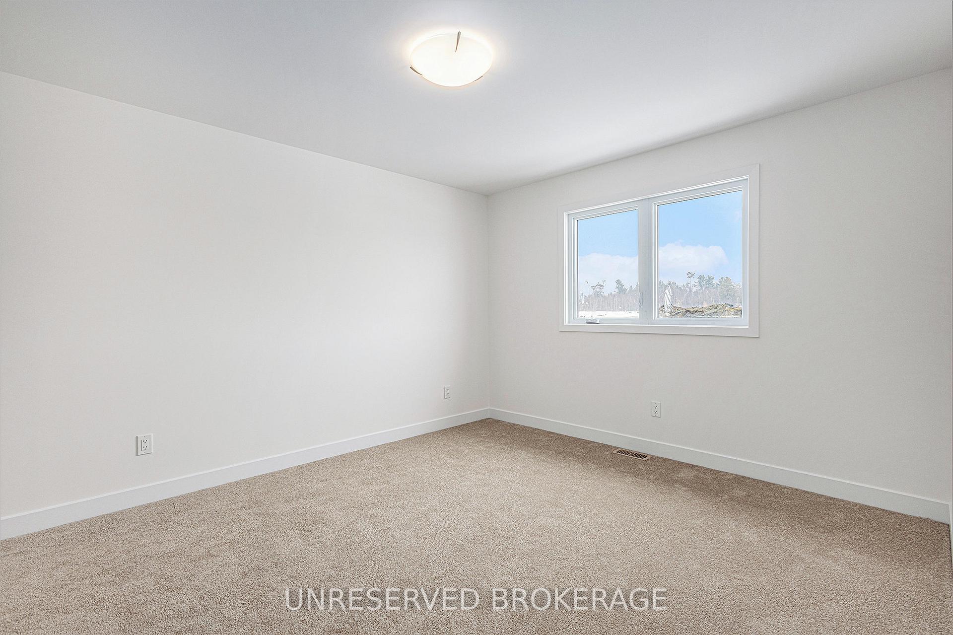 Photo 13 of 192 Seabert Drive, Arnprior — HOMEH