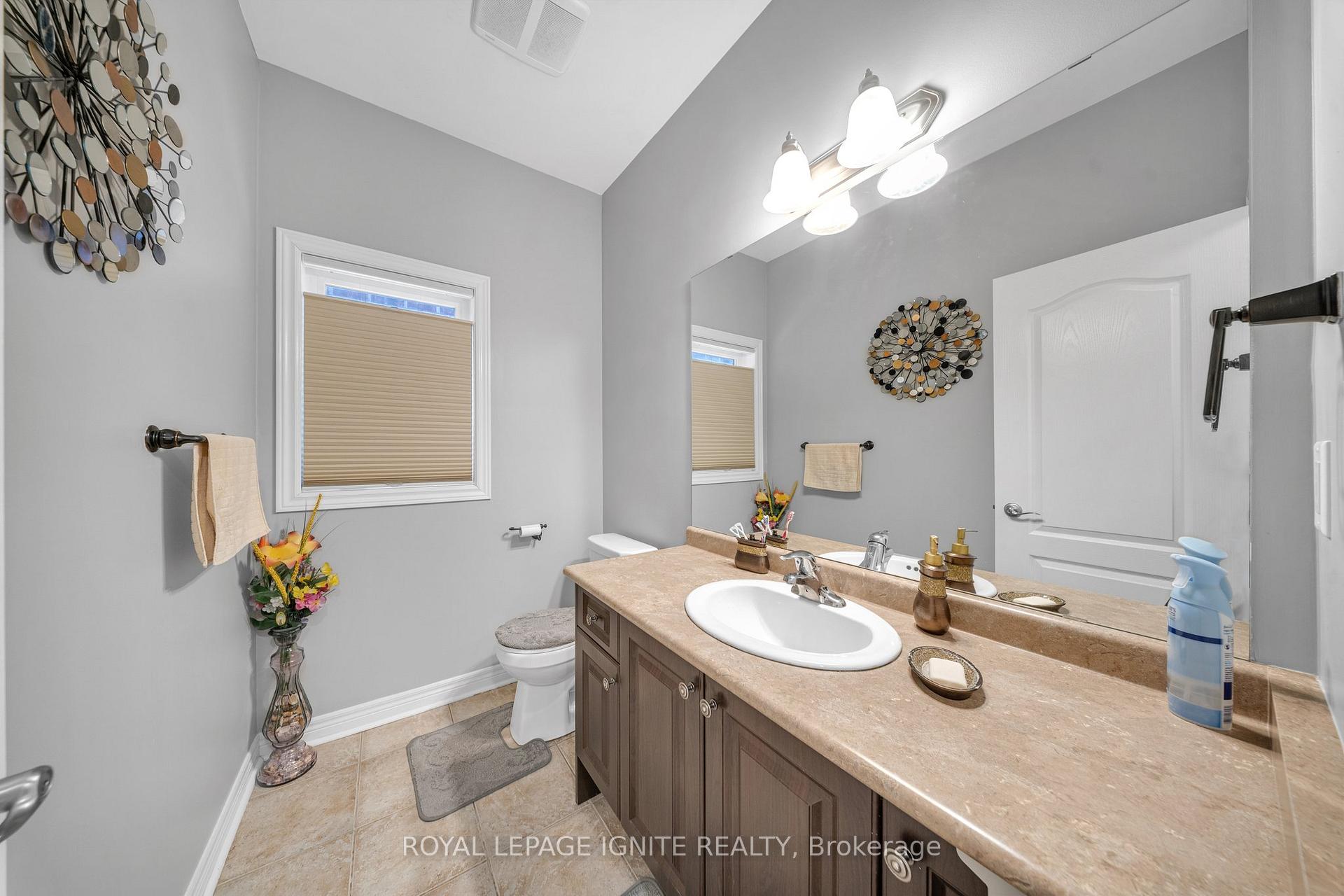 Photo 33 of 228 Dougall Avenue, Caledon, Rural Caledon — HOMEH