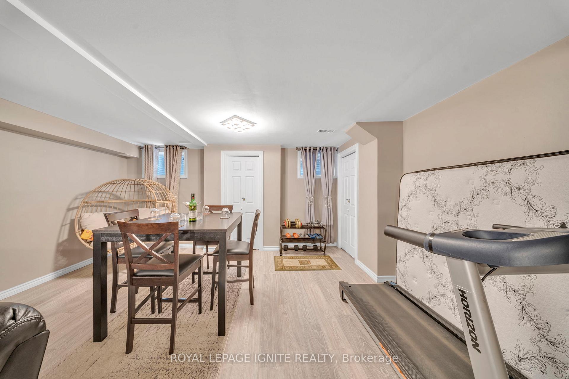 Photo 42 of 228 Dougall Avenue, Caledon, Rural Caledon — HOMEH