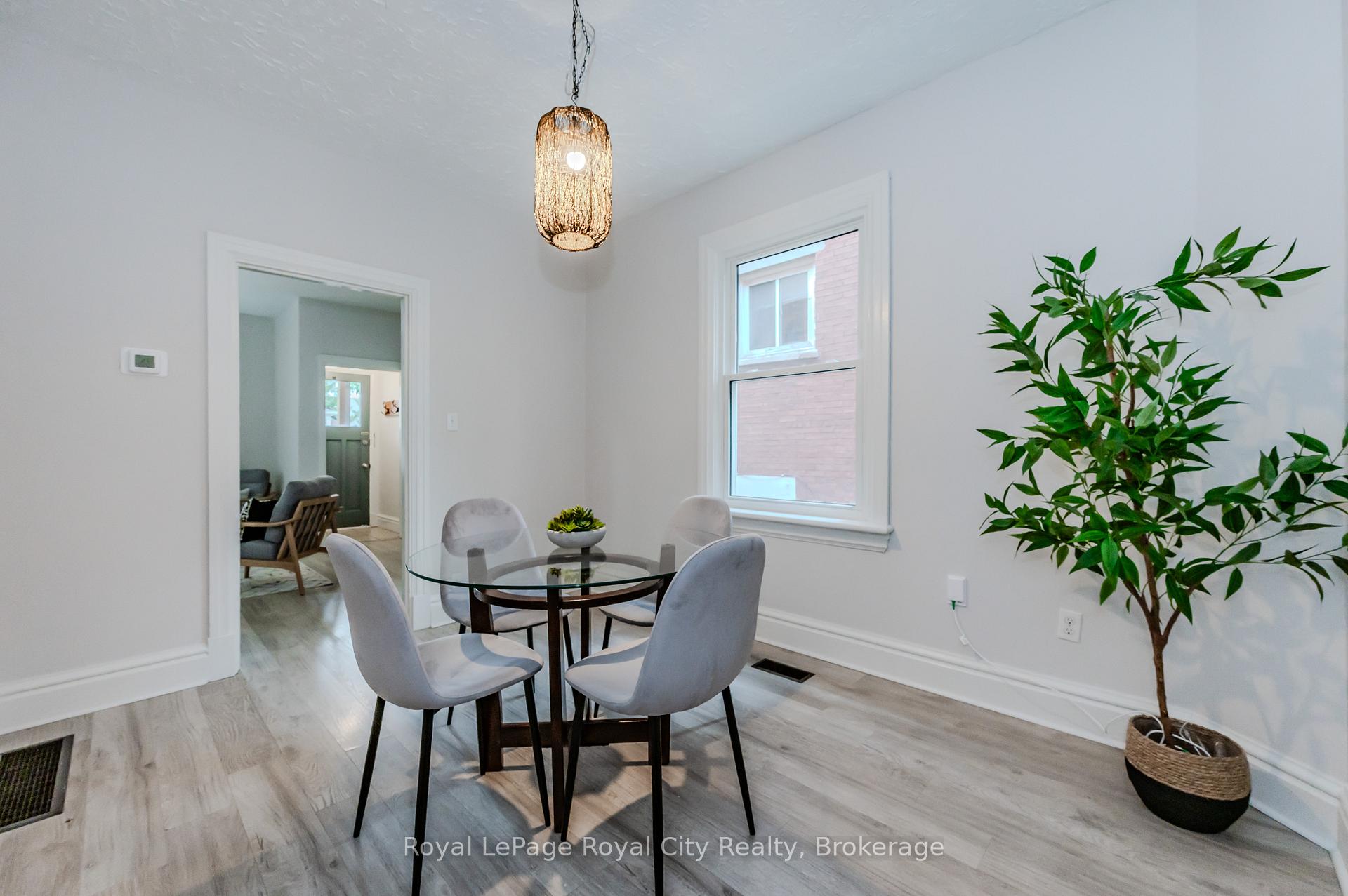 Photo 11 of 108 Harris Street, Guelph, St. Patrick's Ward — HOMEH