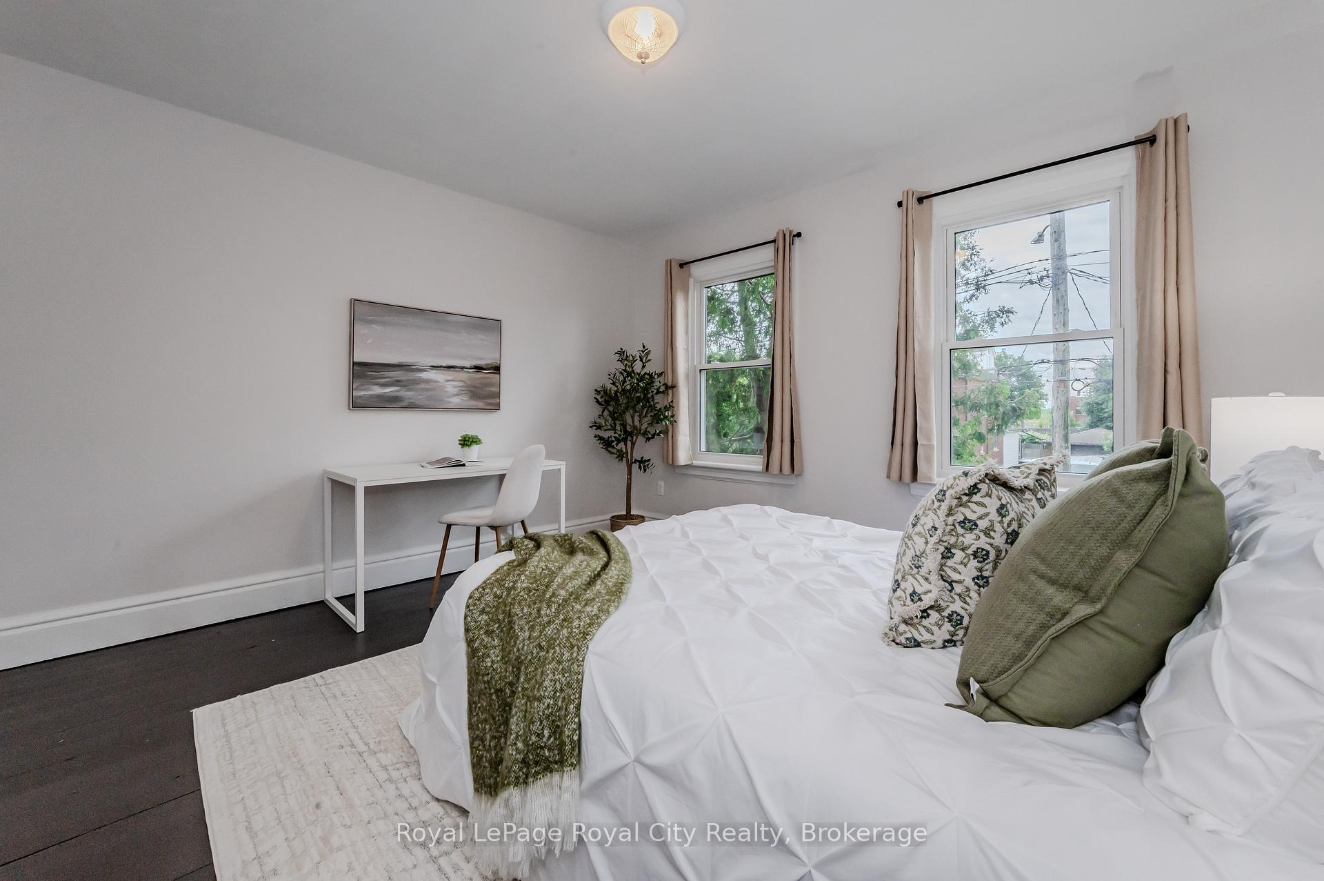 Photo 23 of 108 Harris Street, Guelph, St. Patrick's Ward — HOMEH