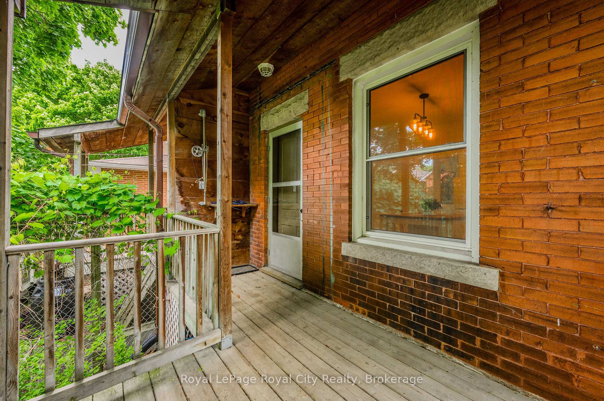 Photo 28 of 108 Harris Street, Guelph, St. Patrick's Ward — HOMEH