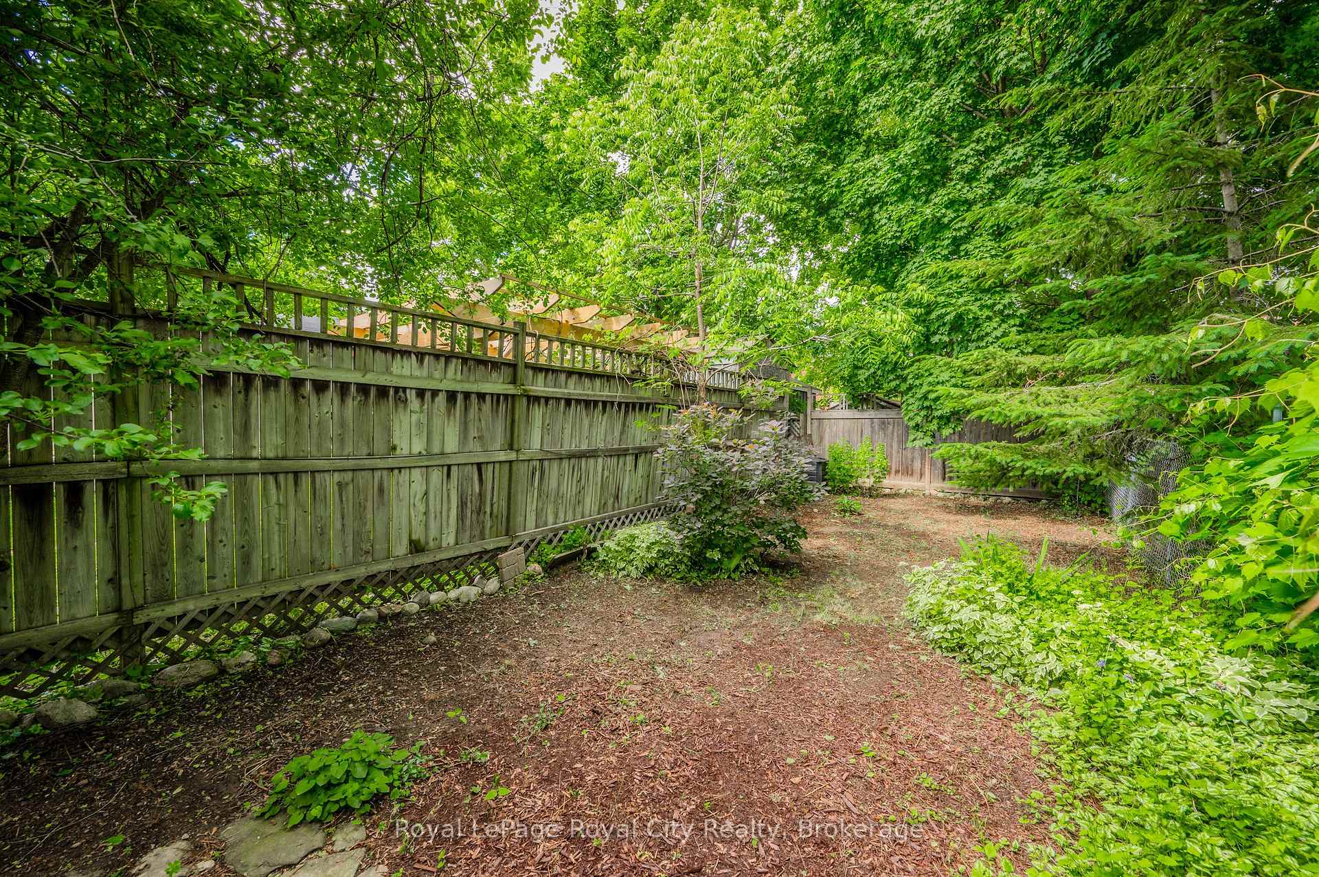 Photo 31 of 108 Harris Street, Guelph, St. Patrick's Ward — HOMEH