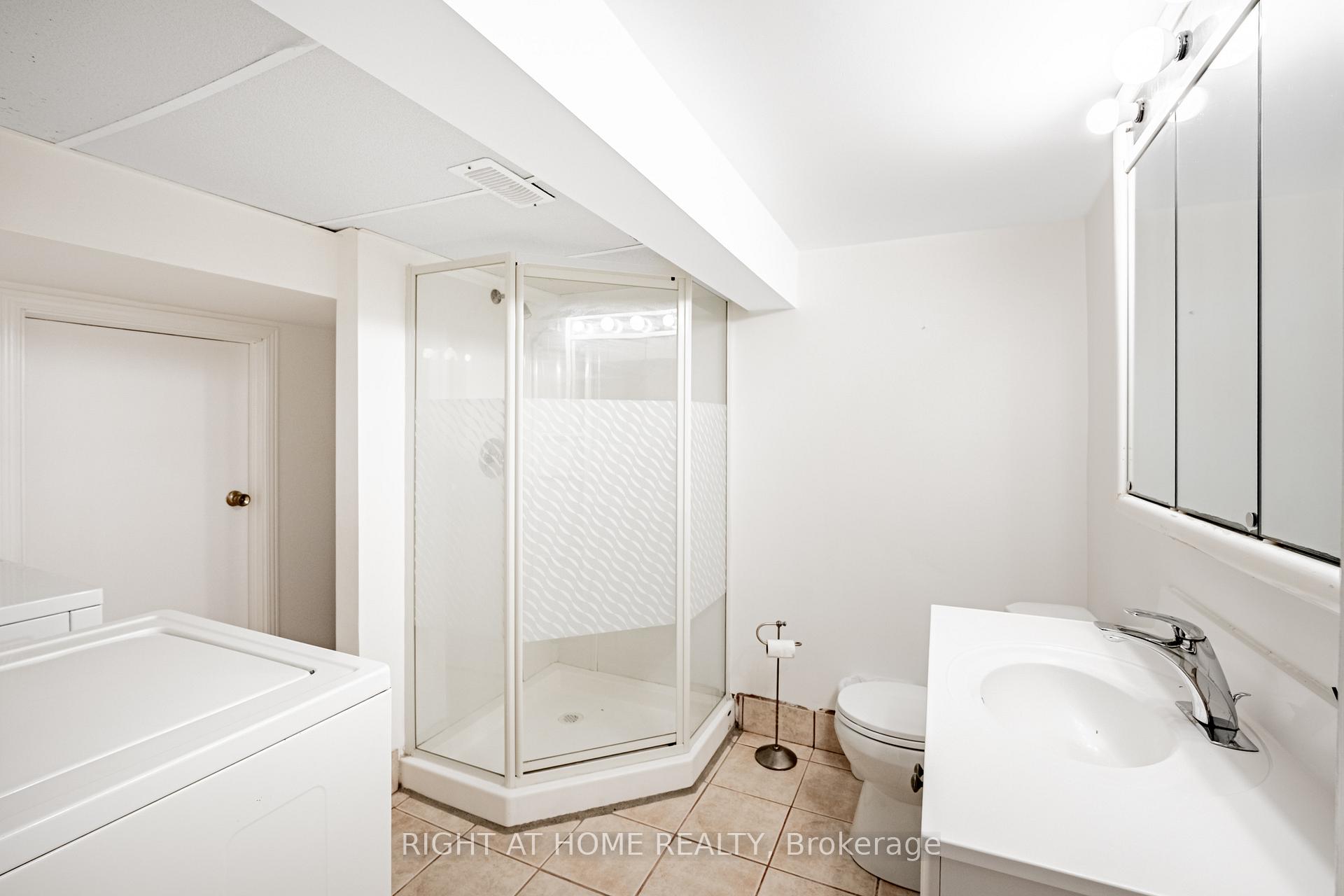 Photo 20 of 194 Cline Avenue S, Hamilton, Ainslie Wood — HOMEH
