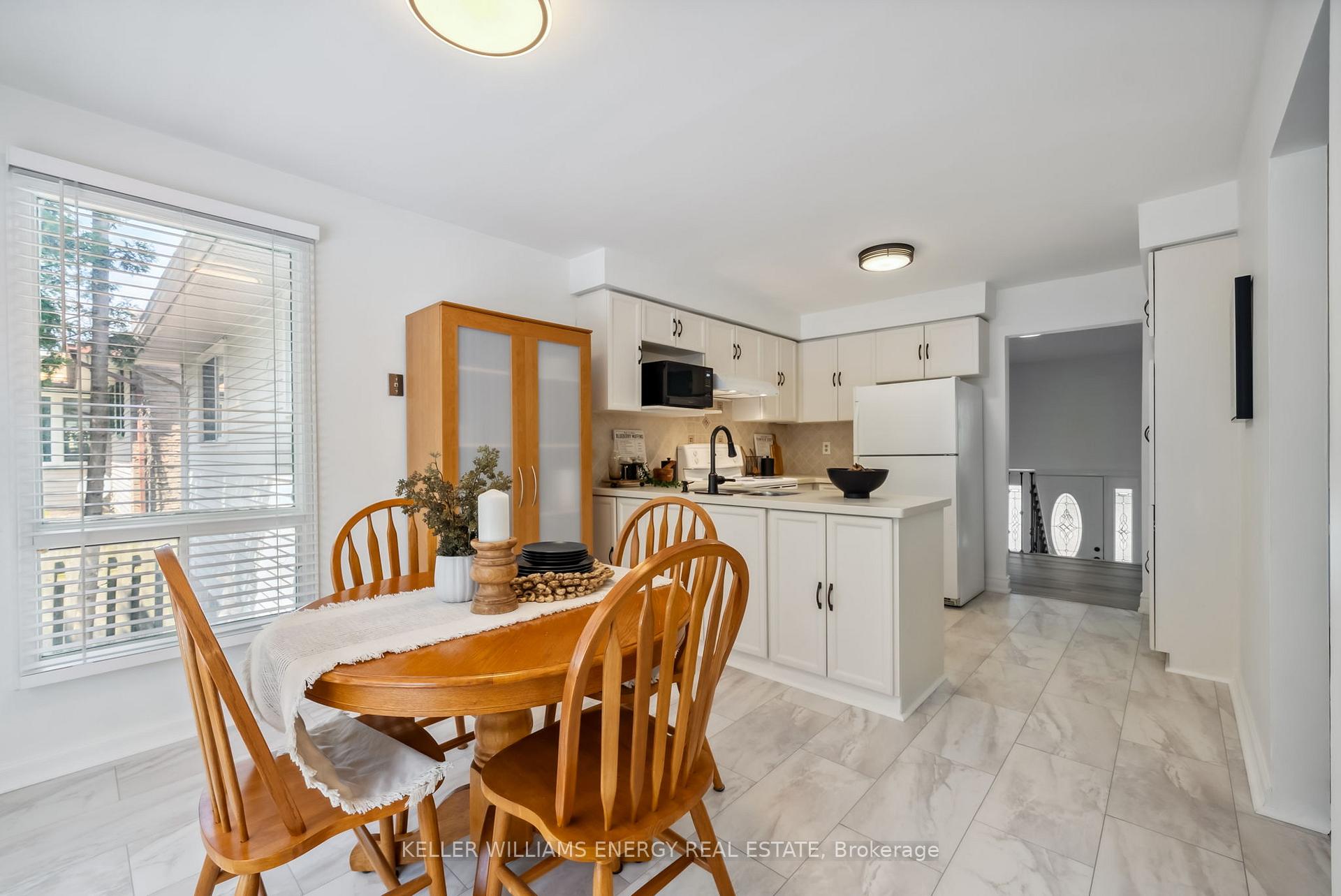 Photo 16 of 4 Pinedale Crescent, Clarington, Courtice — HOMEH