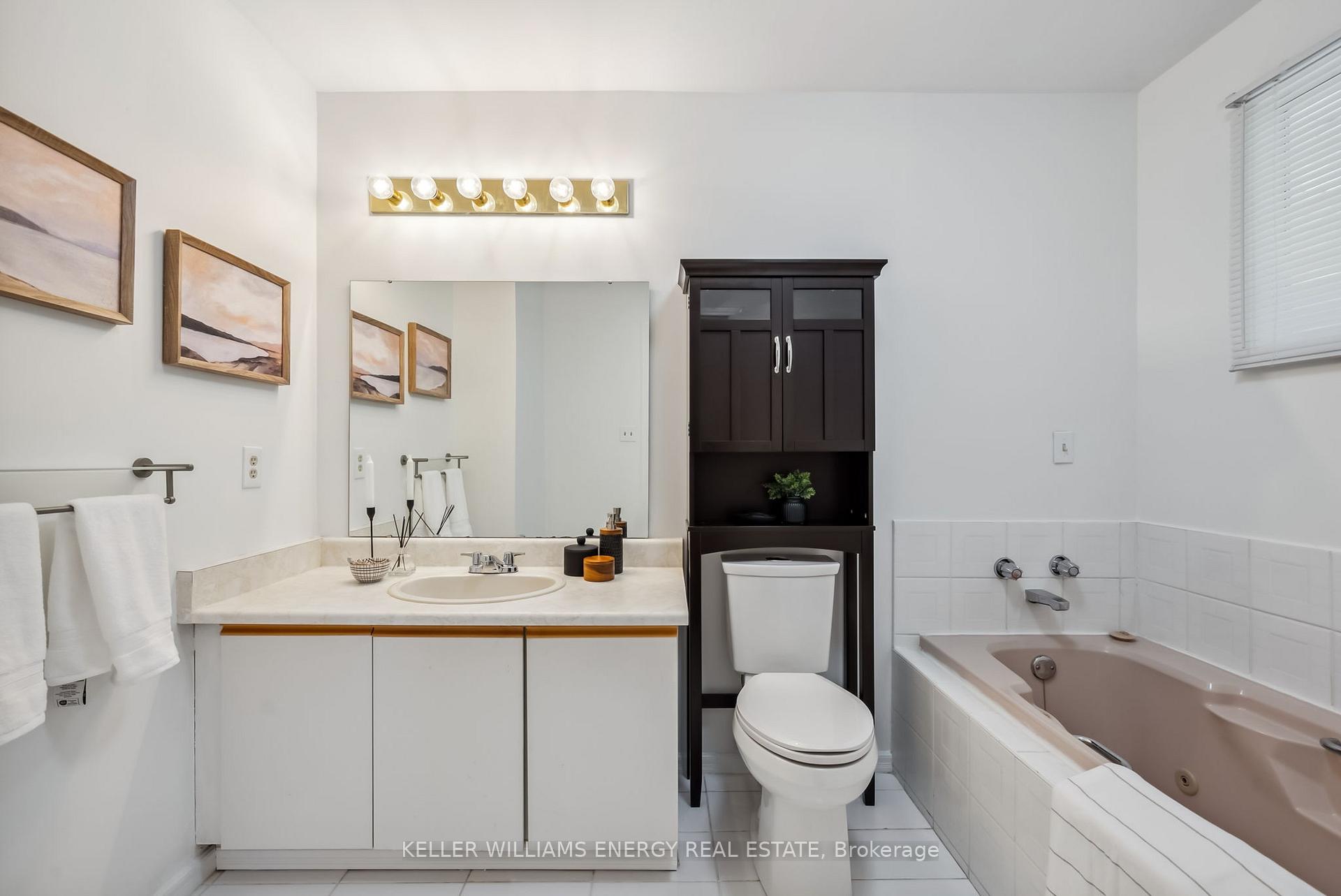 Photo 24 of 4 Pinedale Crescent, Clarington, Courtice — HOMEH