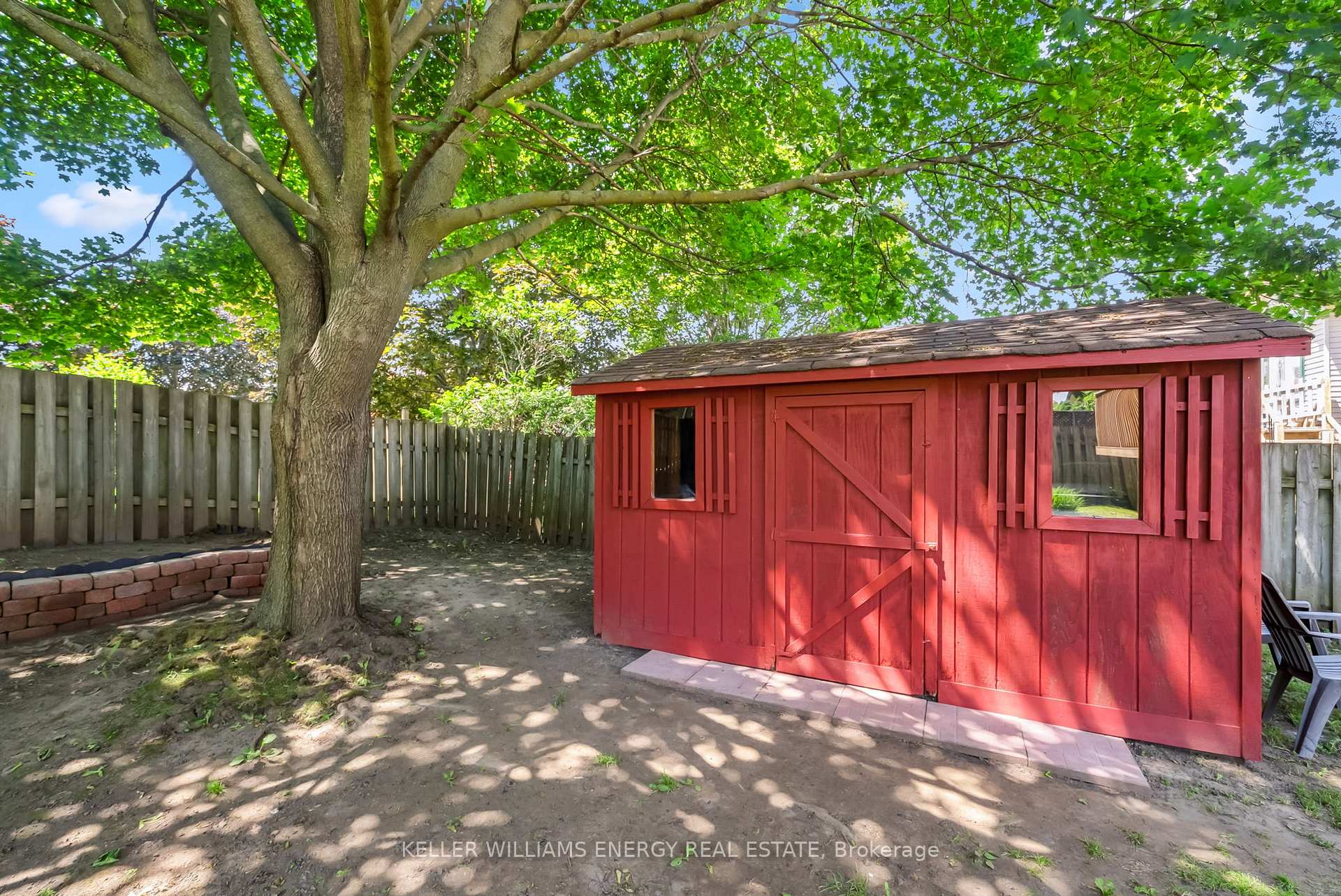 Photo 41 of 4 Pinedale Crescent, Clarington, Courtice — HOMEH
