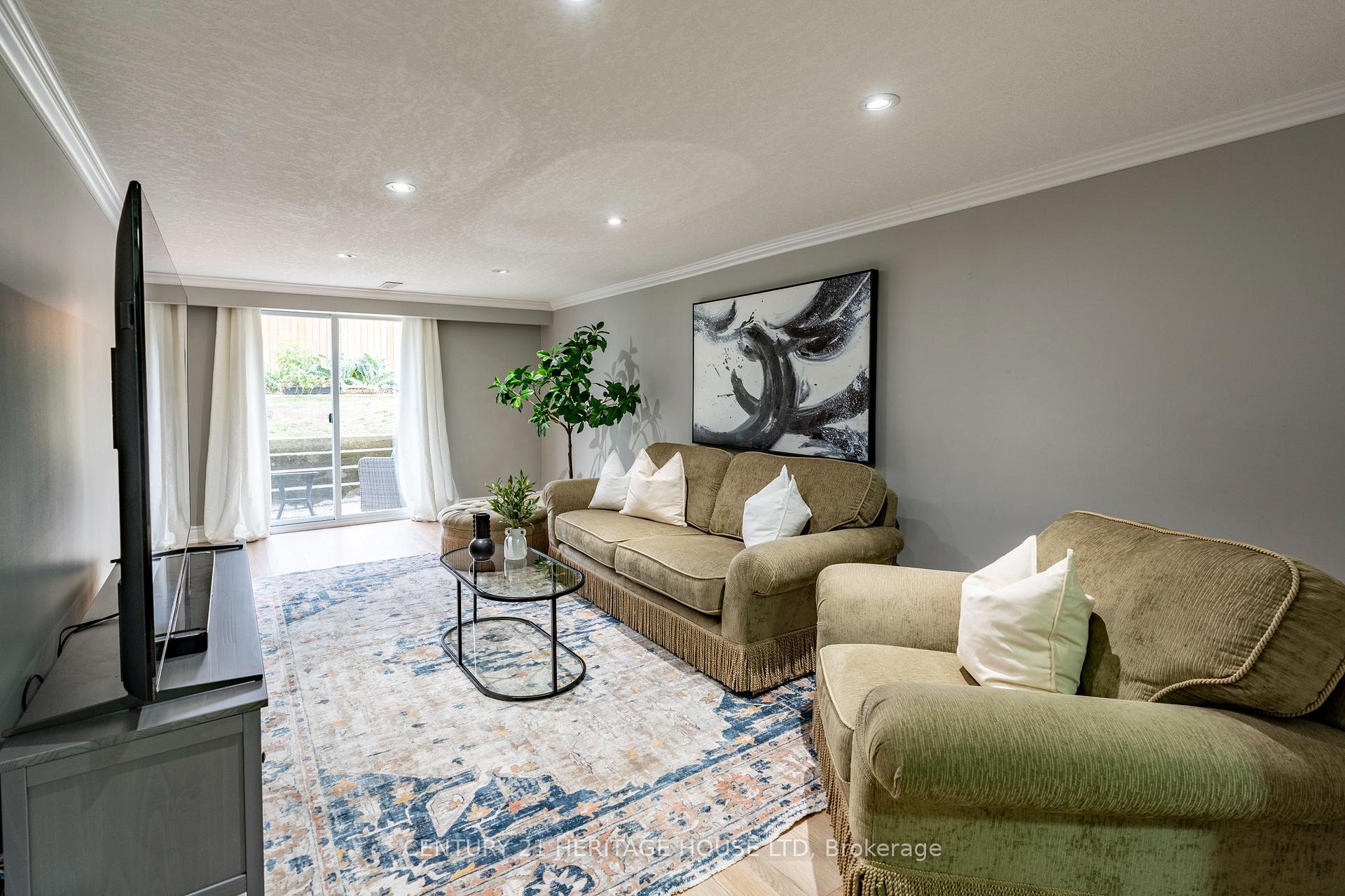 Photo 34 of 5 Beechwood Avenue, Brant, Brantford Twp — HOMEH