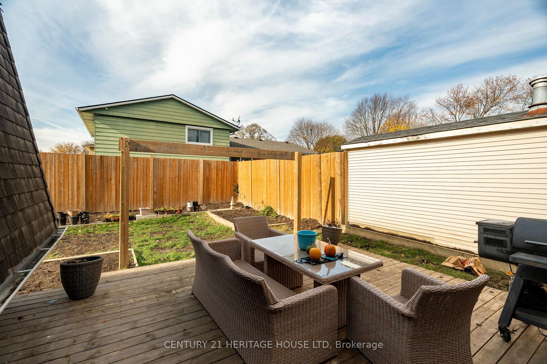 Photo 42 of 5 Beechwood Avenue, Brant, Brantford Twp — HOMEH