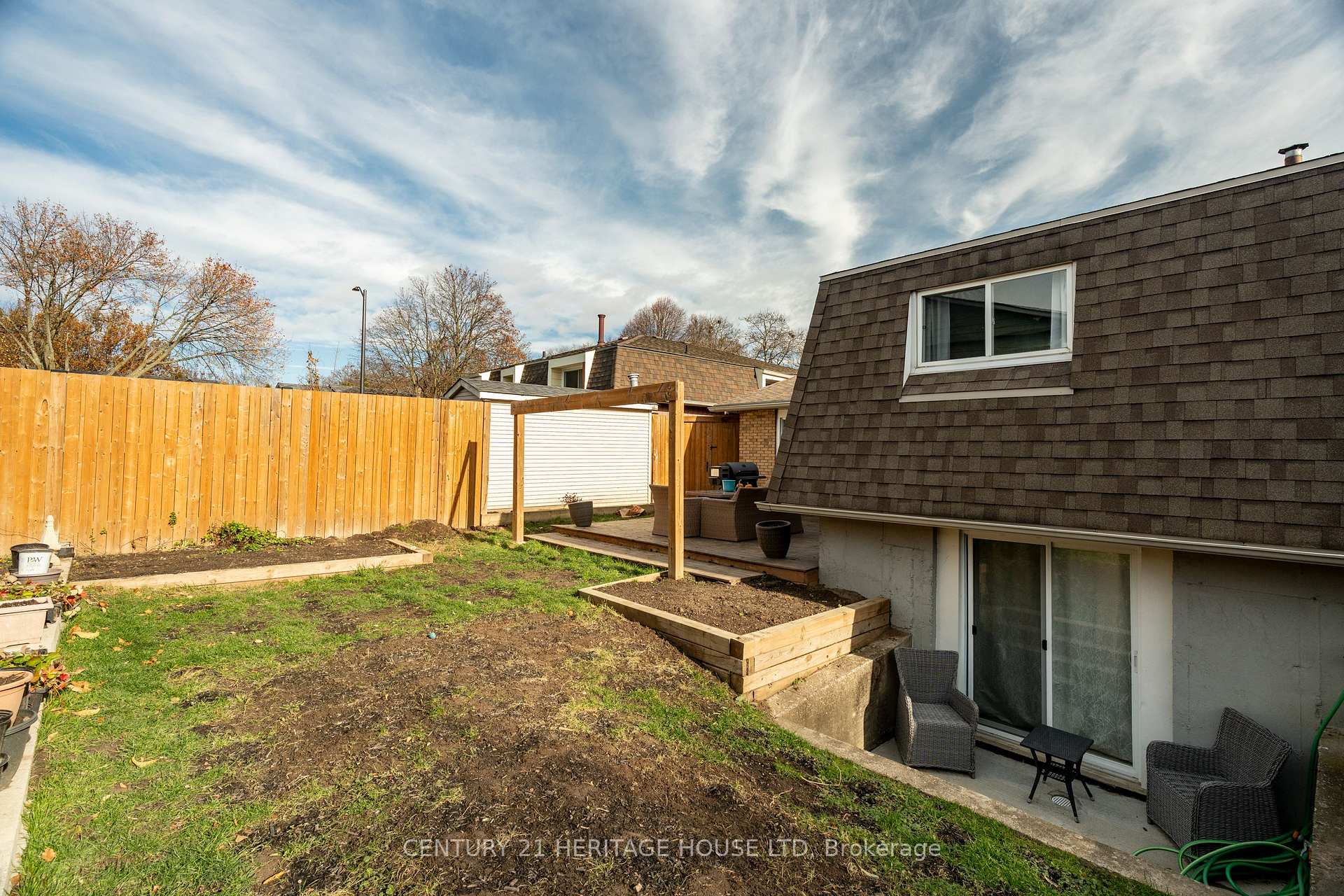 Photo 48 of 5 Beechwood Avenue, Brant, Brantford Twp — HOMEH