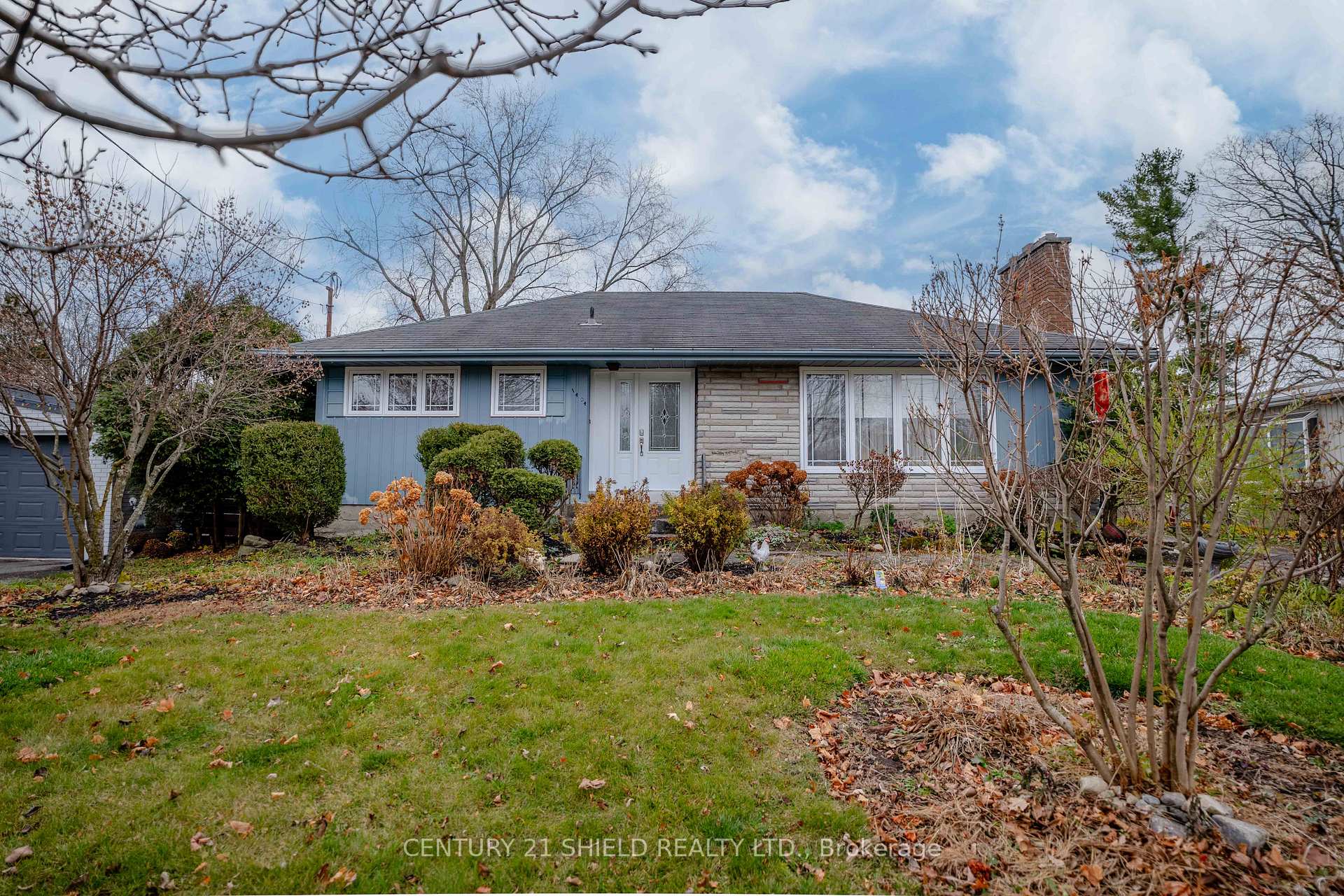 Photo 3 of 1404 Boyd Street, Cornwall — HOMEH