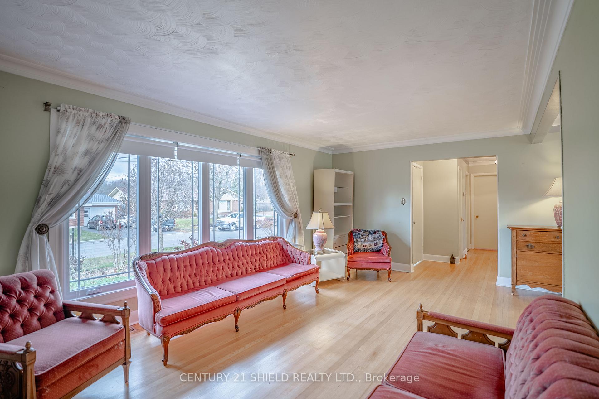 Photo 11 of 1404 Boyd Street, Cornwall — HOMEH