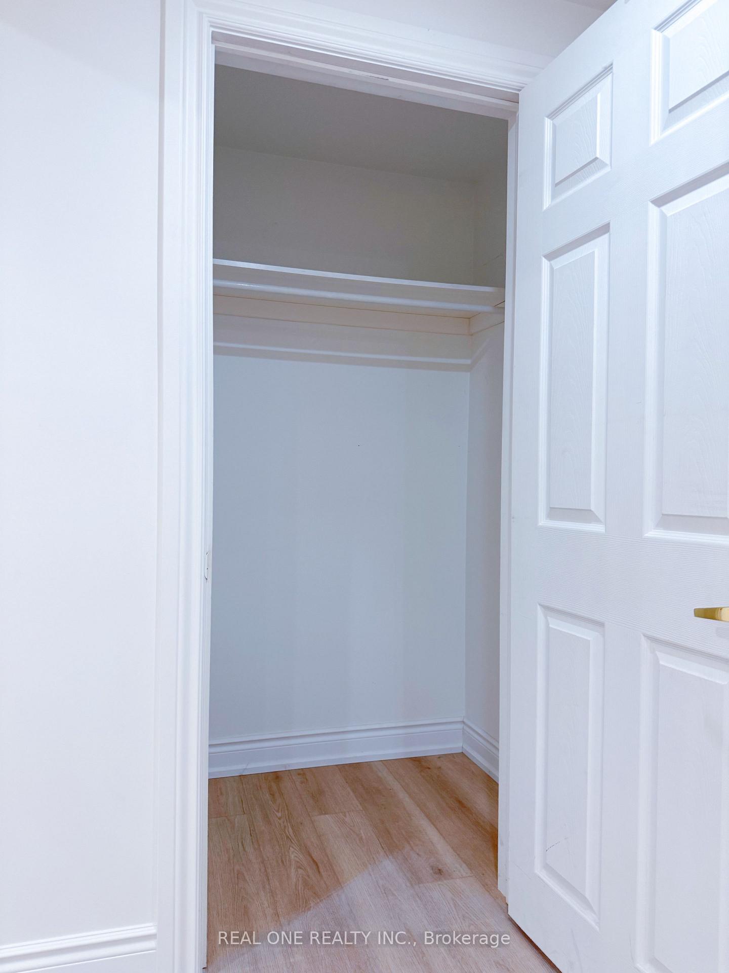 Photo 23 of 1480 Clearview Drive, Oakville, Clearview — HOMEH