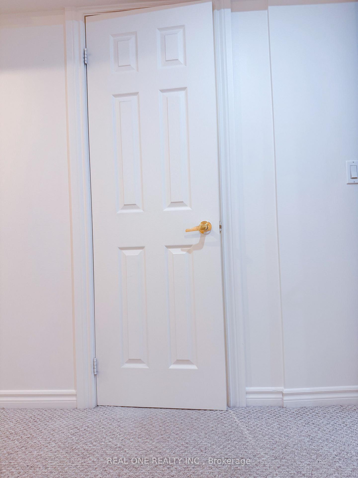 Photo 24 of 1480 Clearview Drive, Oakville, Clearview — HOMEH