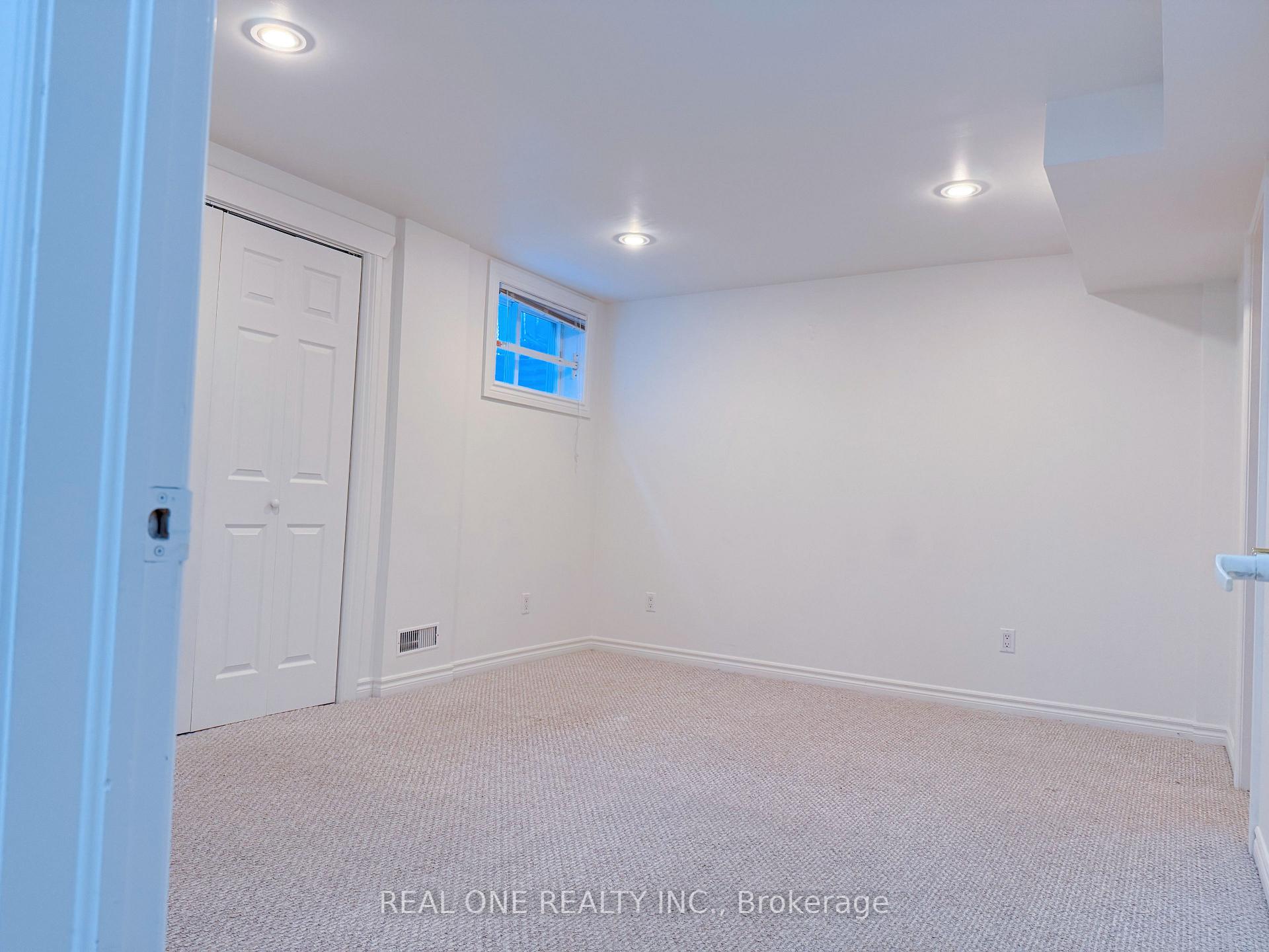 Photo 26 of 1480 Clearview Drive, Oakville, Clearview — HOMEH