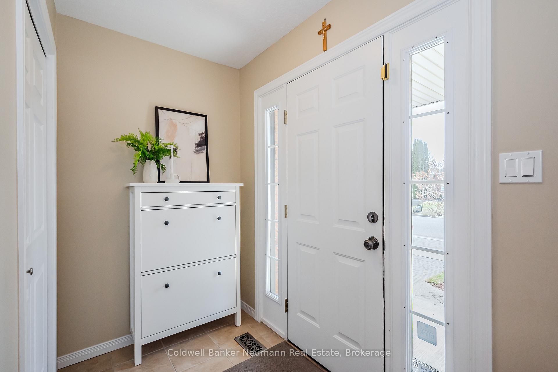 Photo 6 of 7 Brown Street, Guelph, Pineridge/Westminster Woods — HOMEH