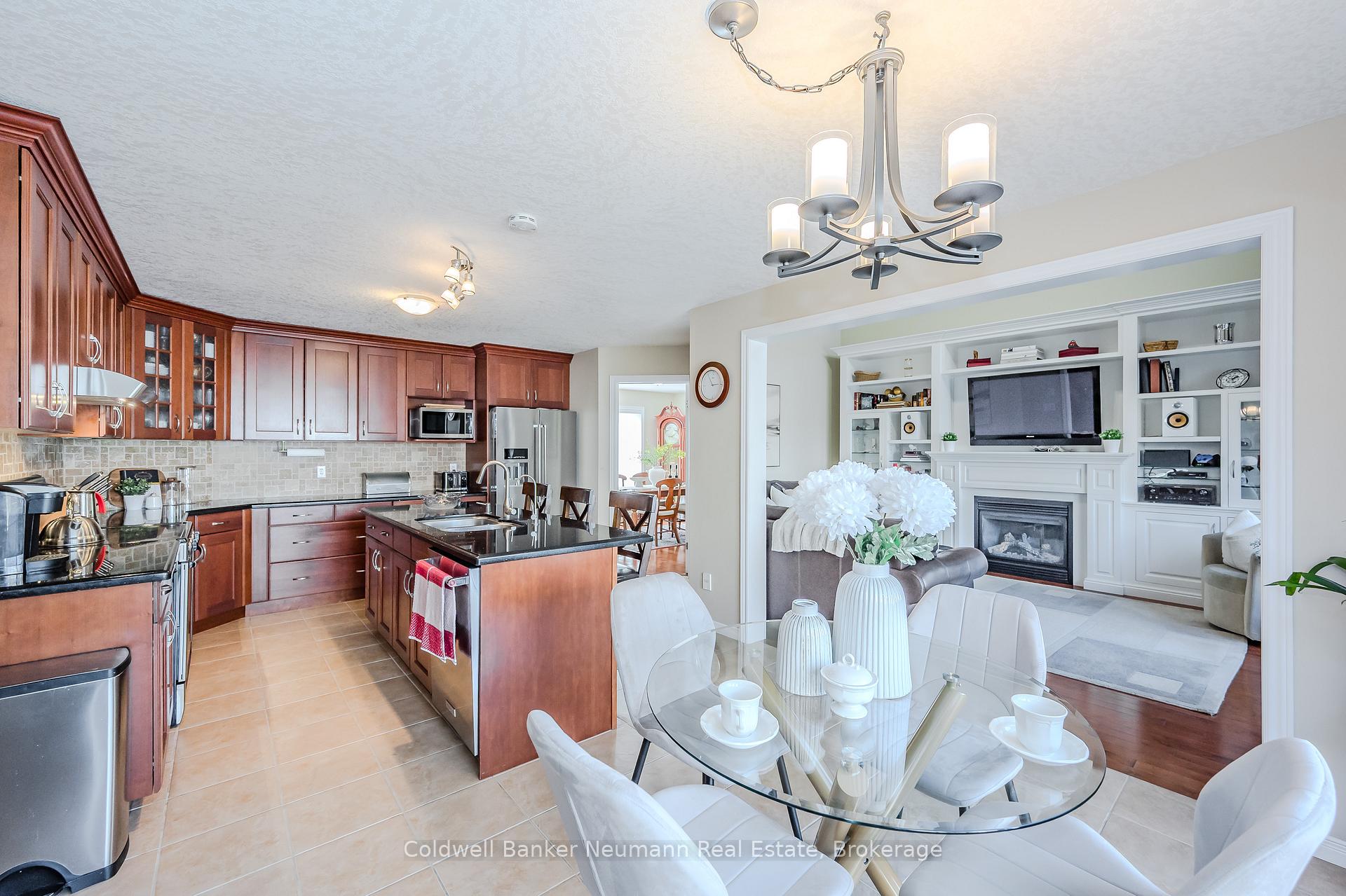 Photo 13 of 7 Brown Street, Guelph, Pineridge/Westminster Woods — HOMEH