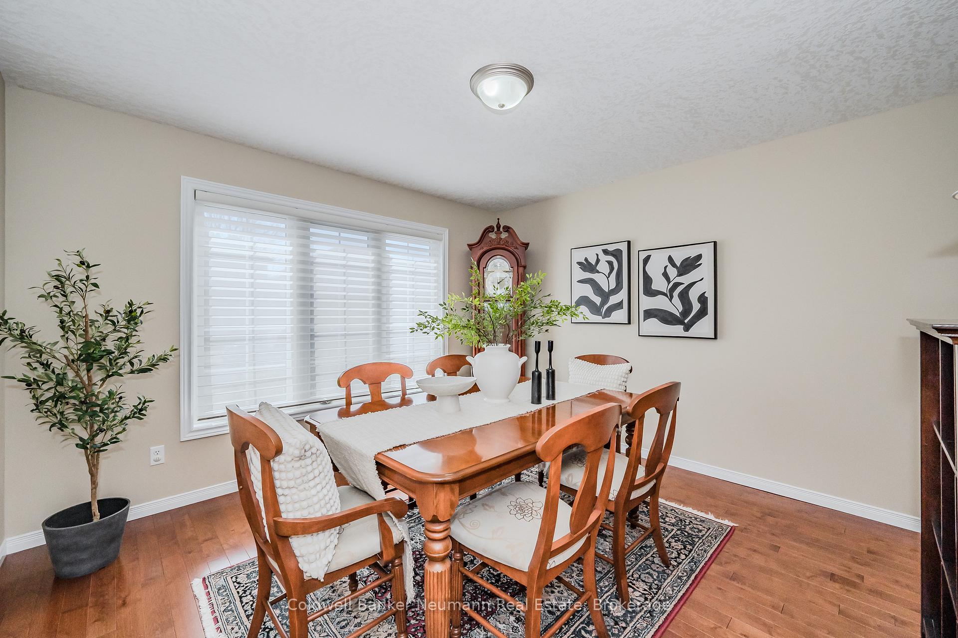Photo 14 of 7 Brown Street, Guelph, Pineridge/Westminster Woods — HOMEH