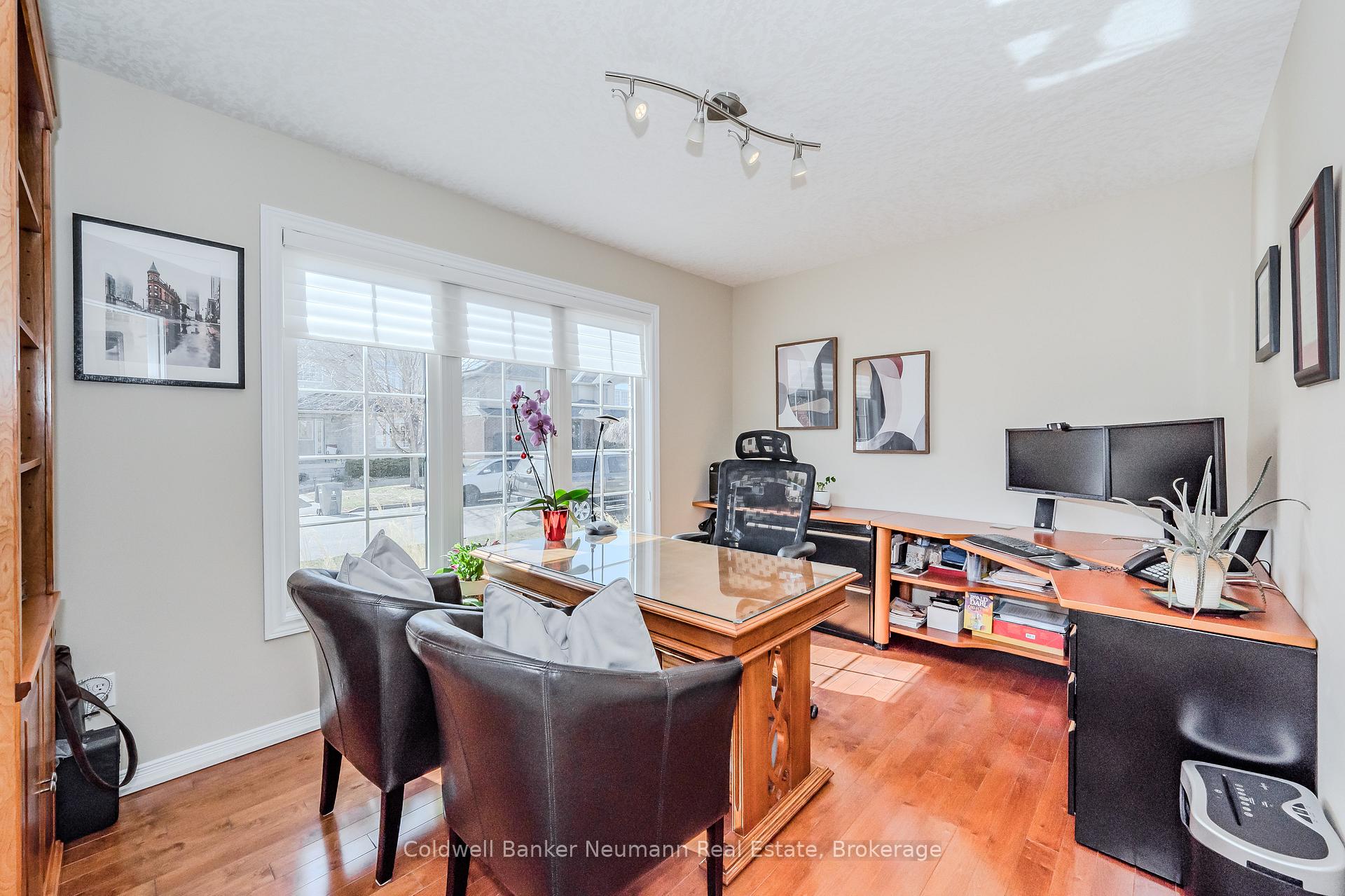 Photo 15 of 7 Brown Street, Guelph, Pineridge/Westminster Woods — HOMEH