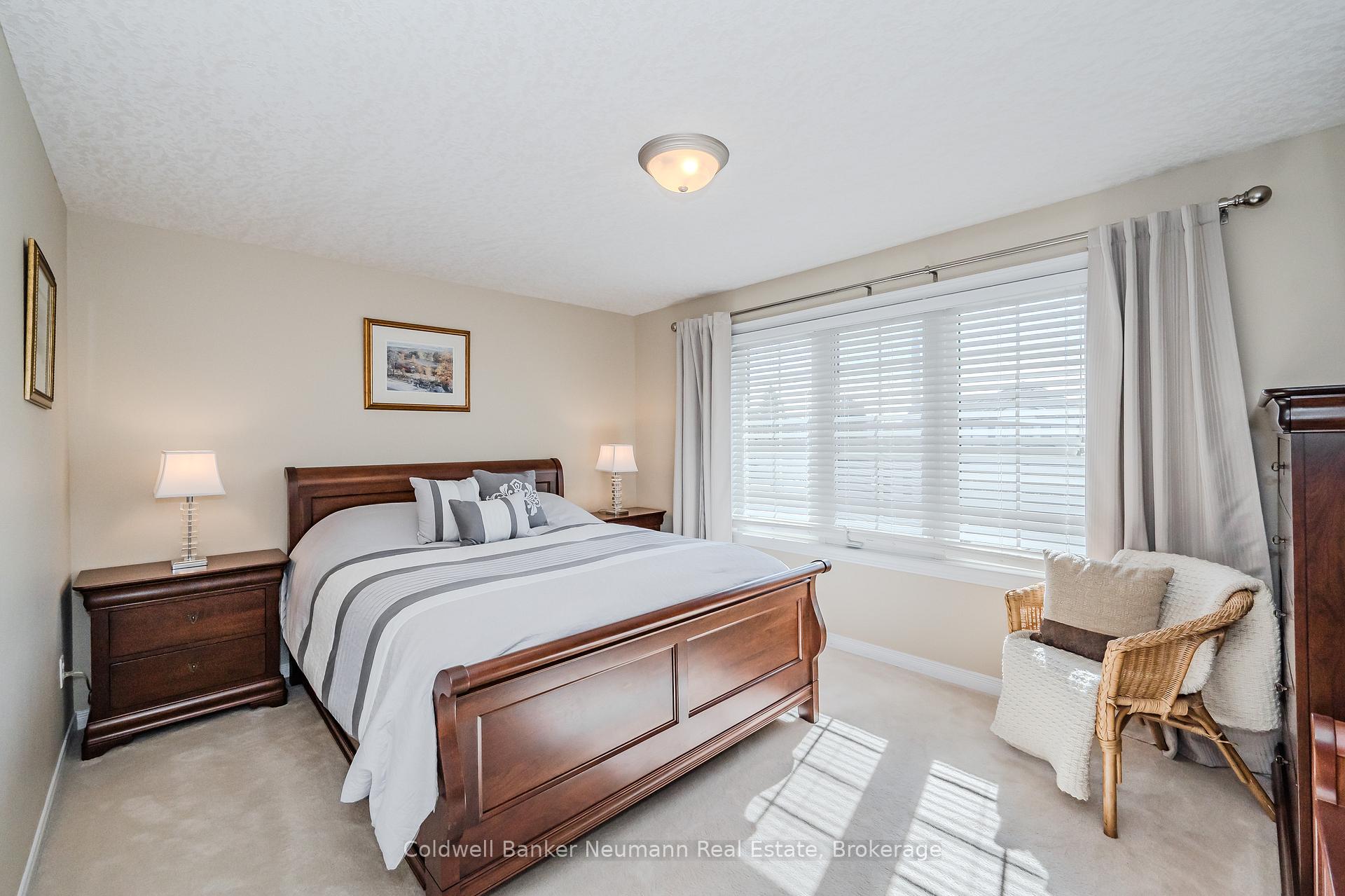 Photo 21 of 7 Brown Street, Guelph, Pineridge/Westminster Woods — HOMEH