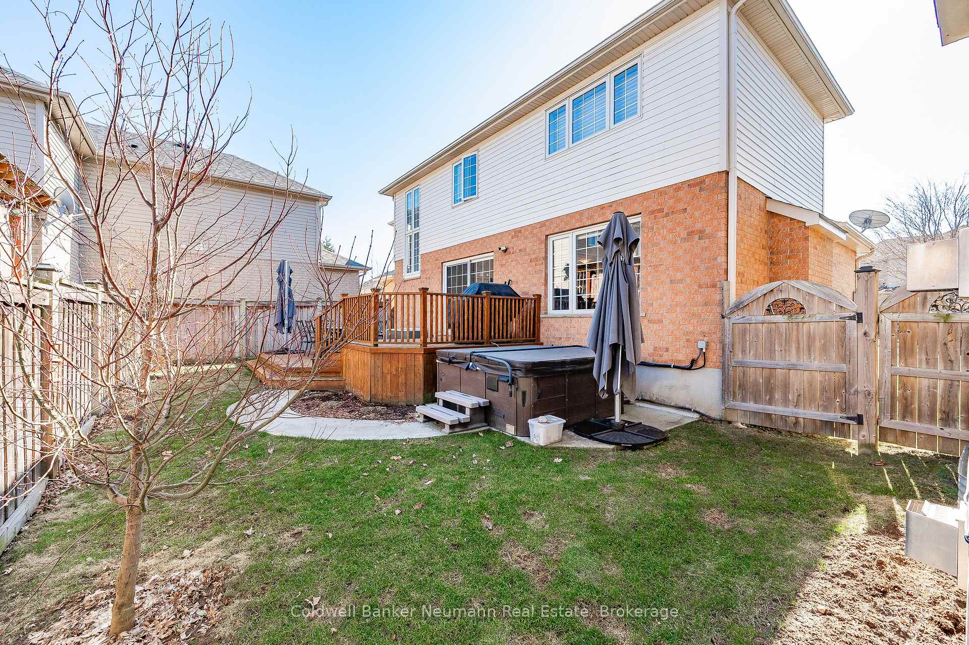 Photo 27 of 7 Brown Street, Guelph, Pineridge/Westminster Woods — HOMEH