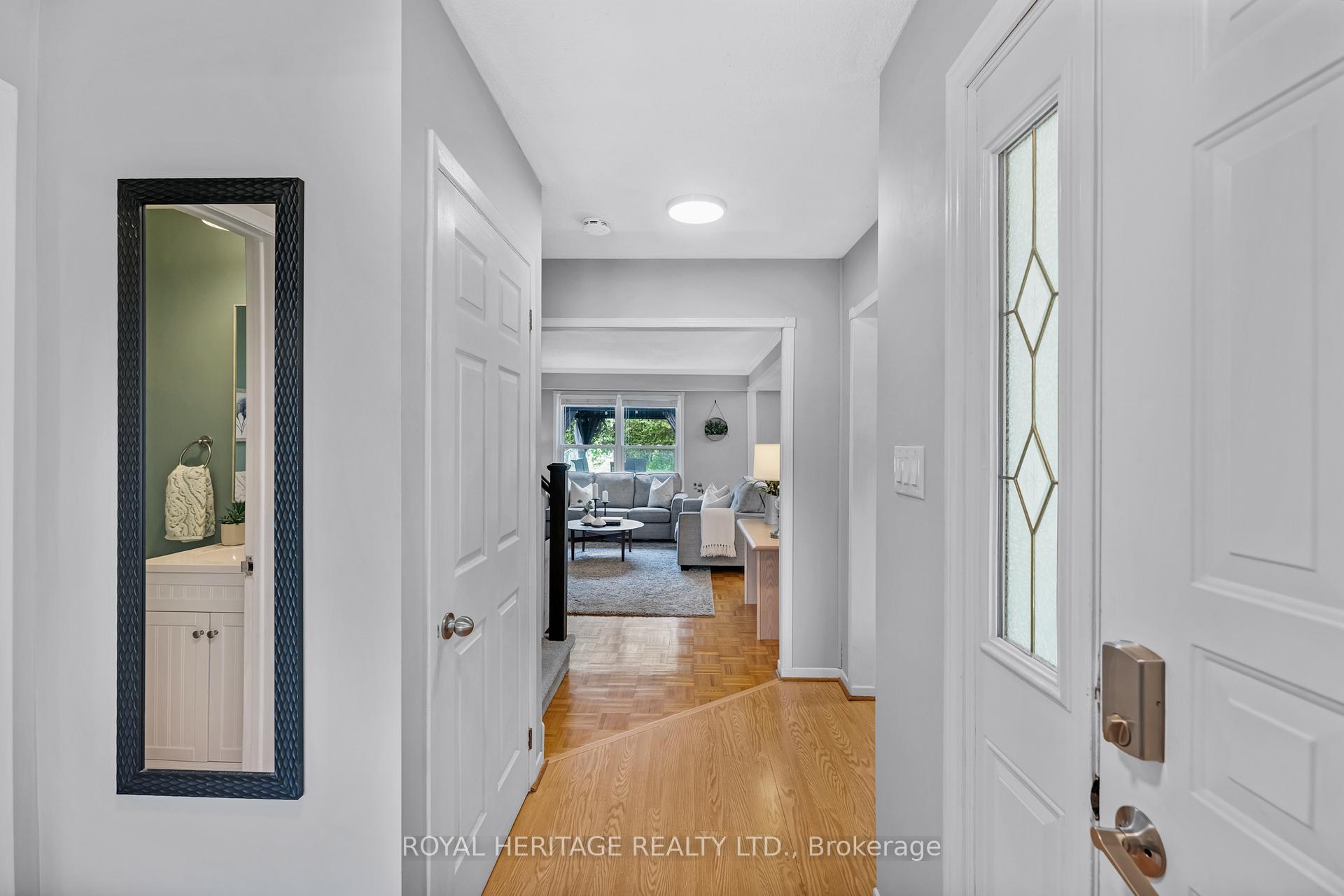 Photo 3 of 73 Roser Crescent, Clarington, Bowmanville — HOMEH