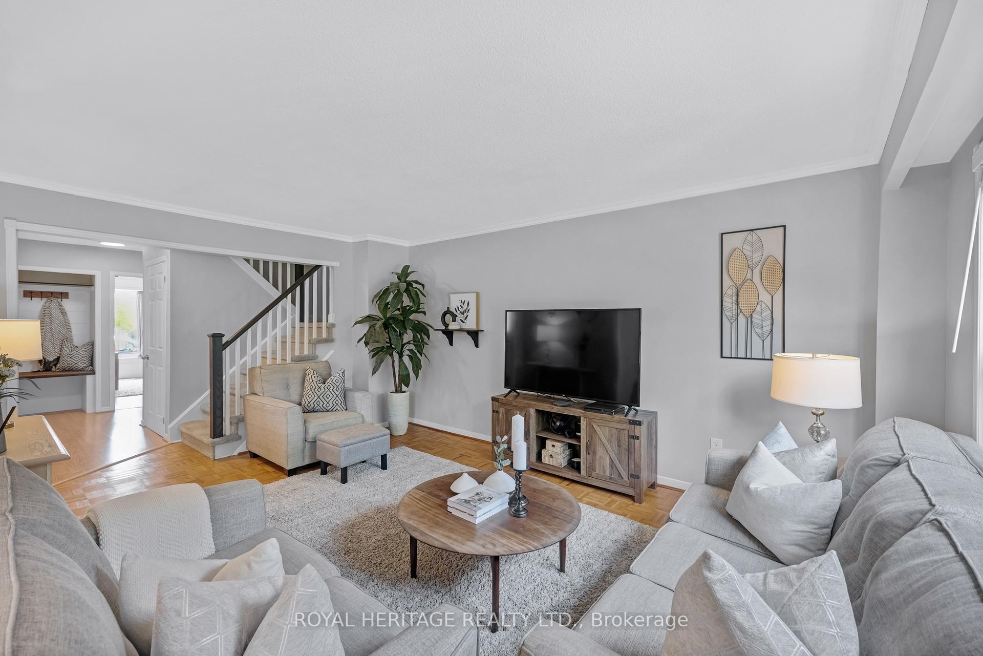Photo 6 of 73 Roser Crescent, Clarington, Bowmanville — HOMEH