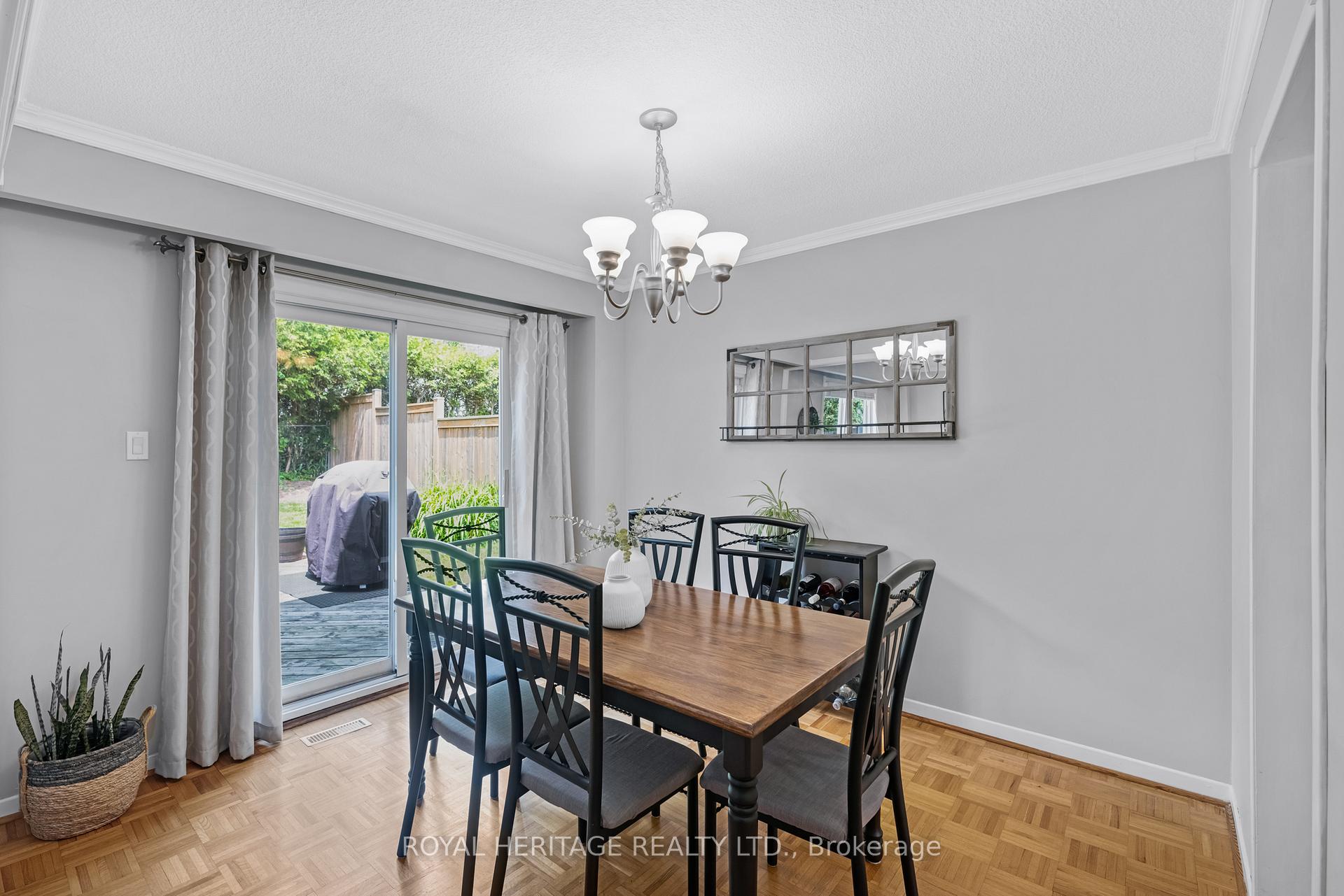 Photo 8 of 73 Roser Crescent, Clarington, Bowmanville — HOMEH