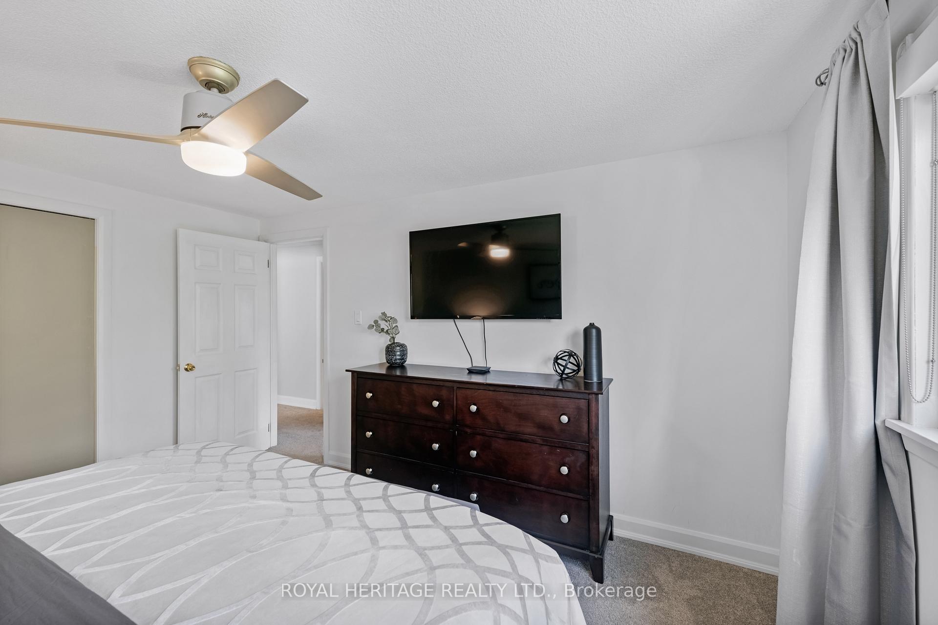 Photo 23 of 73 Roser Crescent, Clarington, Bowmanville — HOMEH