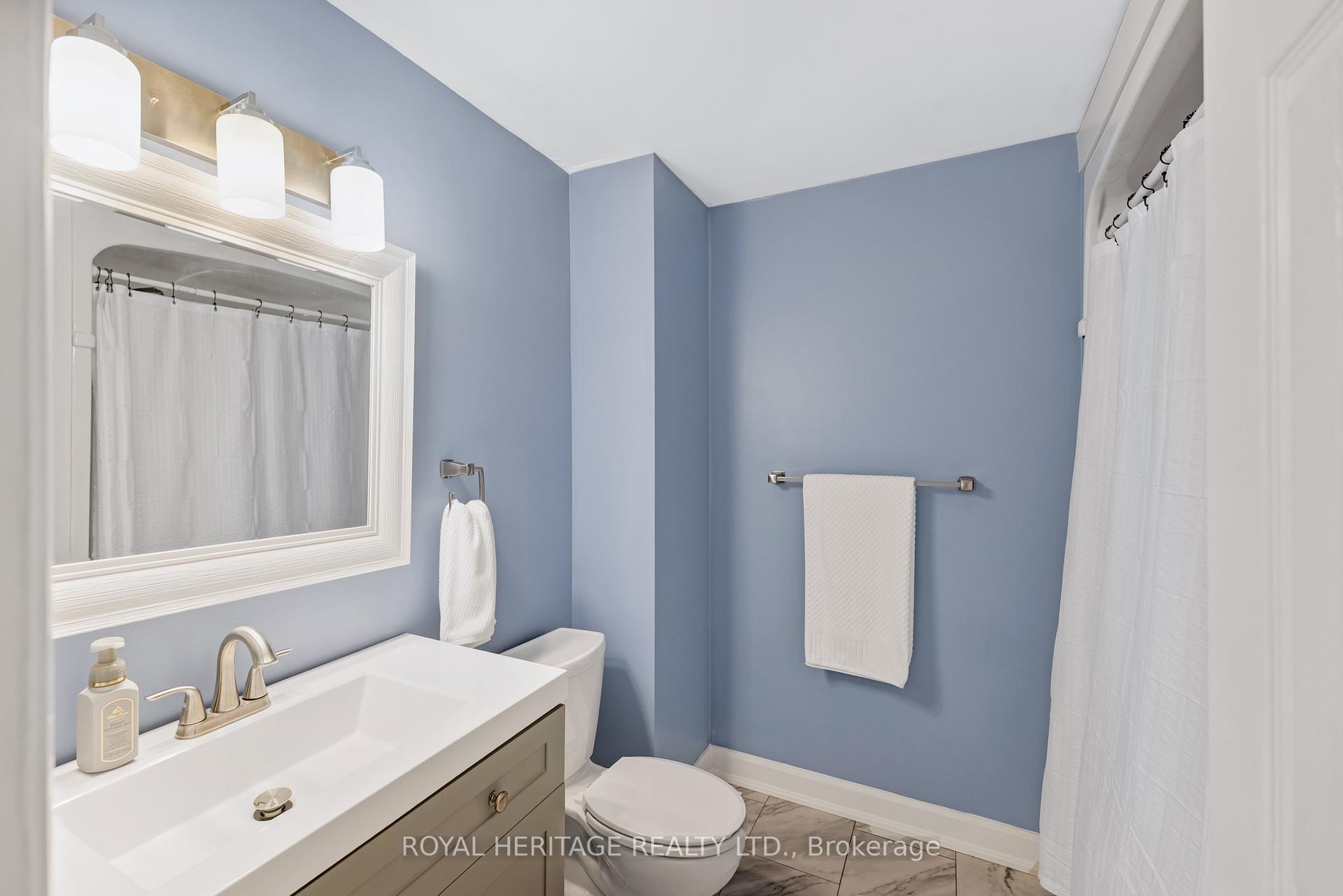 Photo 24 of 73 Roser Crescent, Clarington, Bowmanville — HOMEH